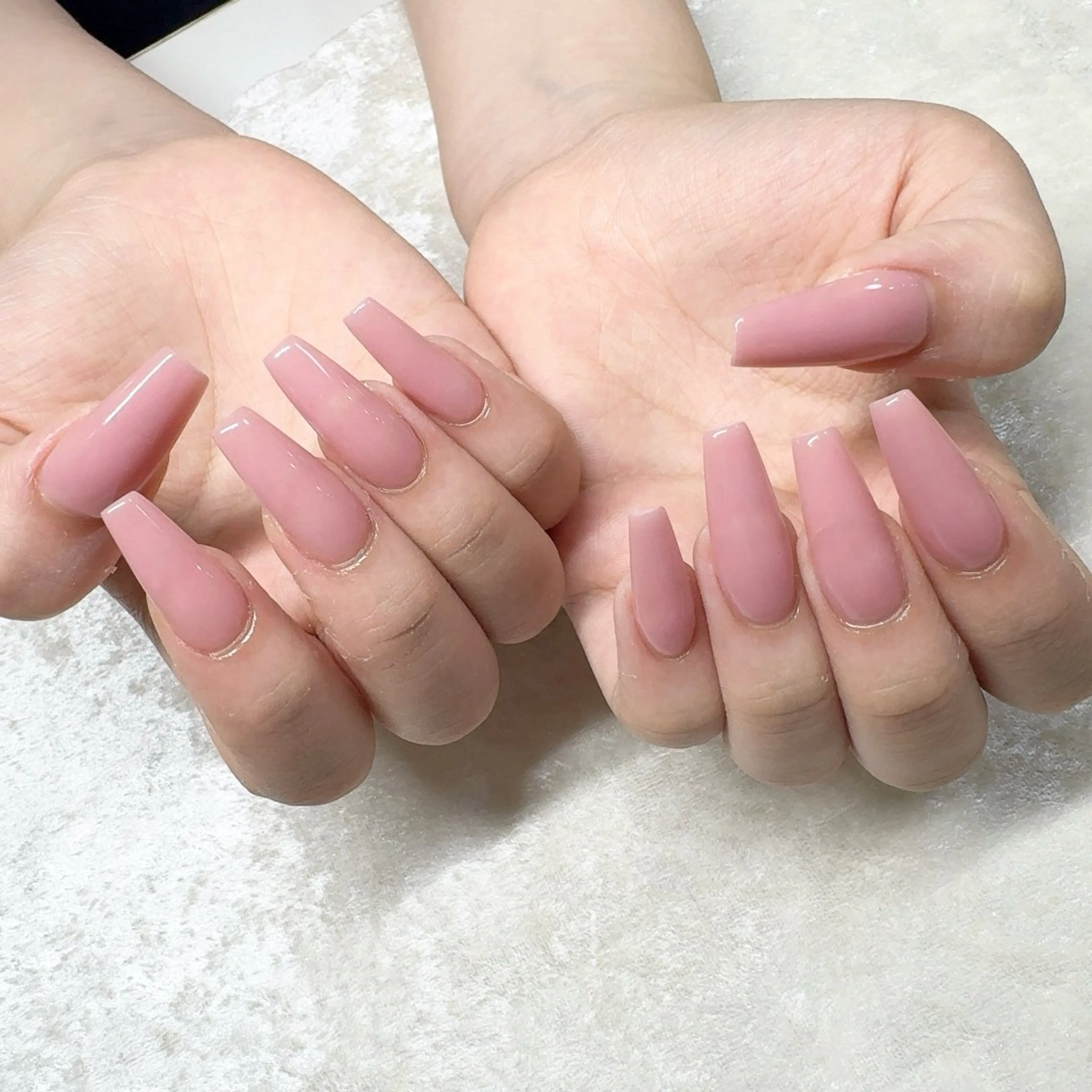 ネイル Leonie Fukaのネイルデザイン