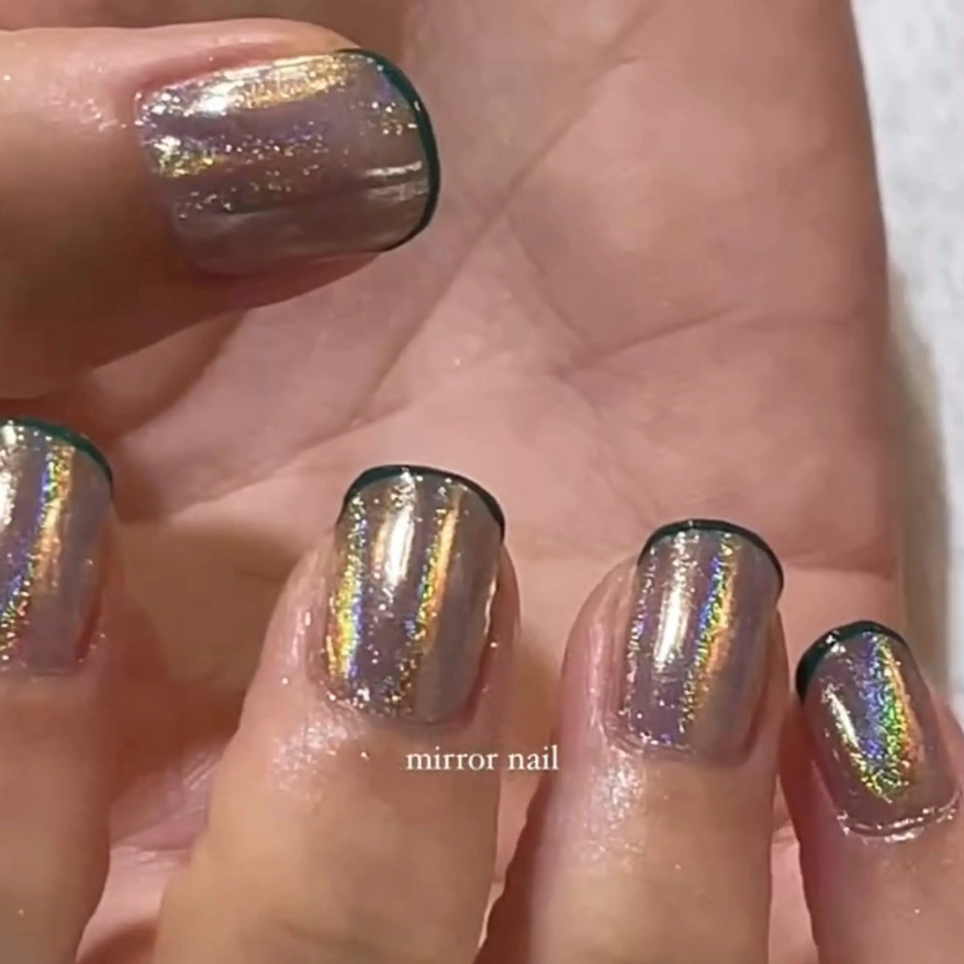 ネイル フレンチネイル ミラーネイル 外山 なつ美のネイルデザイン