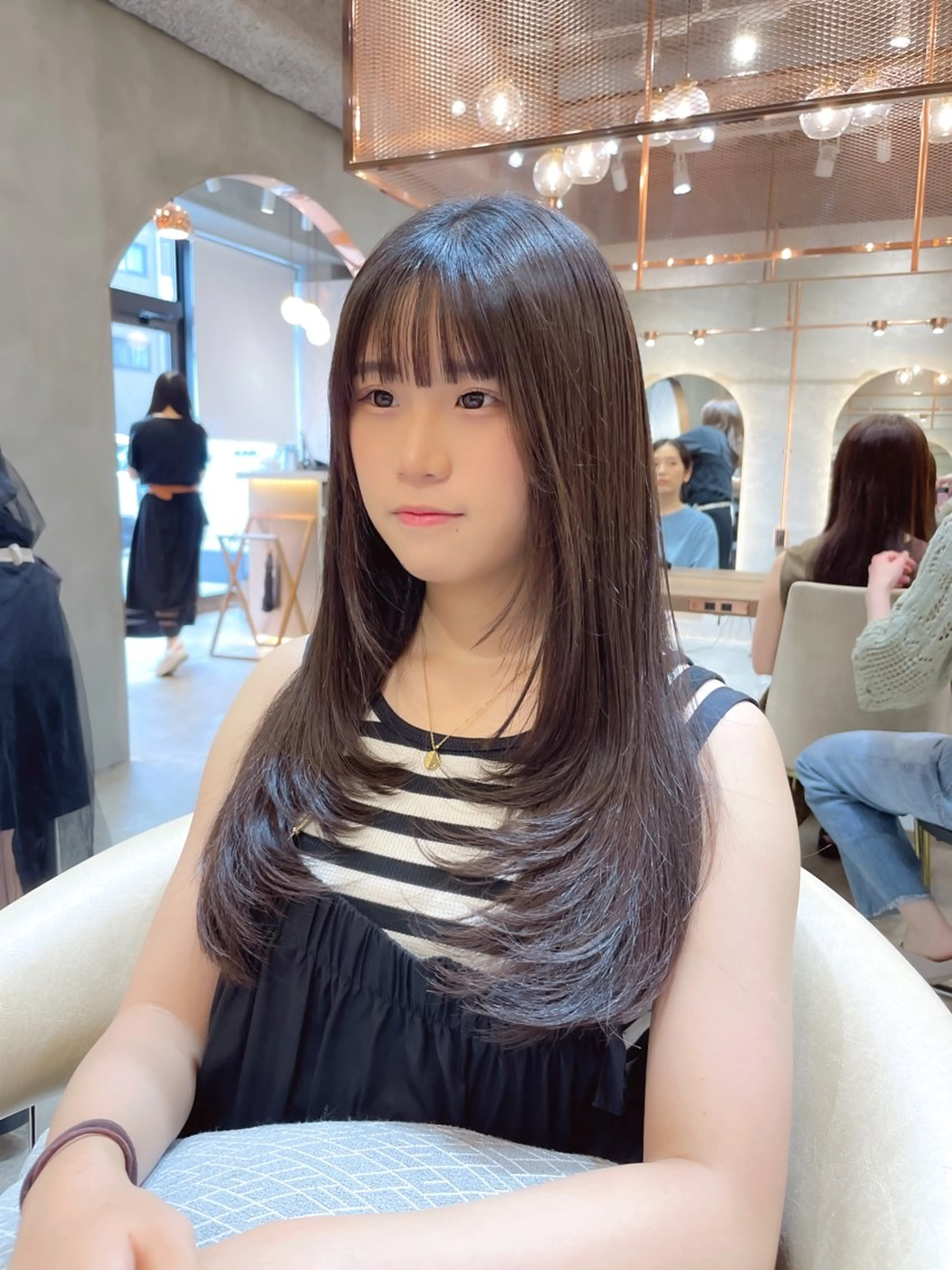 セミロング カット ヘアカラー 縮毛矯正 トリートメント レイヤー/韓国ヘア 縮毛矯正🫧鈴木颯のヘアスタイル