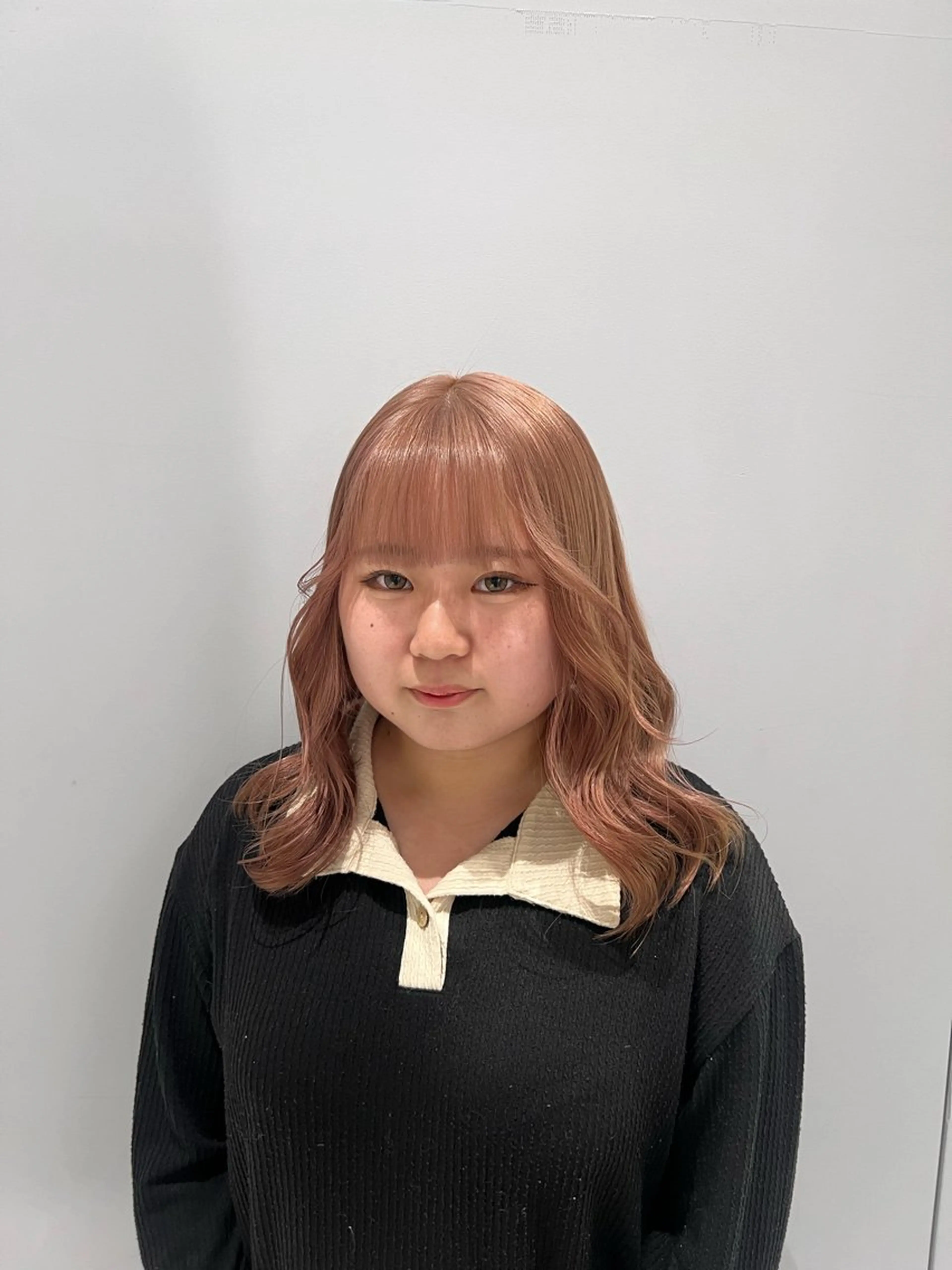 セミロング カラー ヘアアレンジ ヘアカラー kayo/ブリーチ モデル募集中✨のヘアスタイル