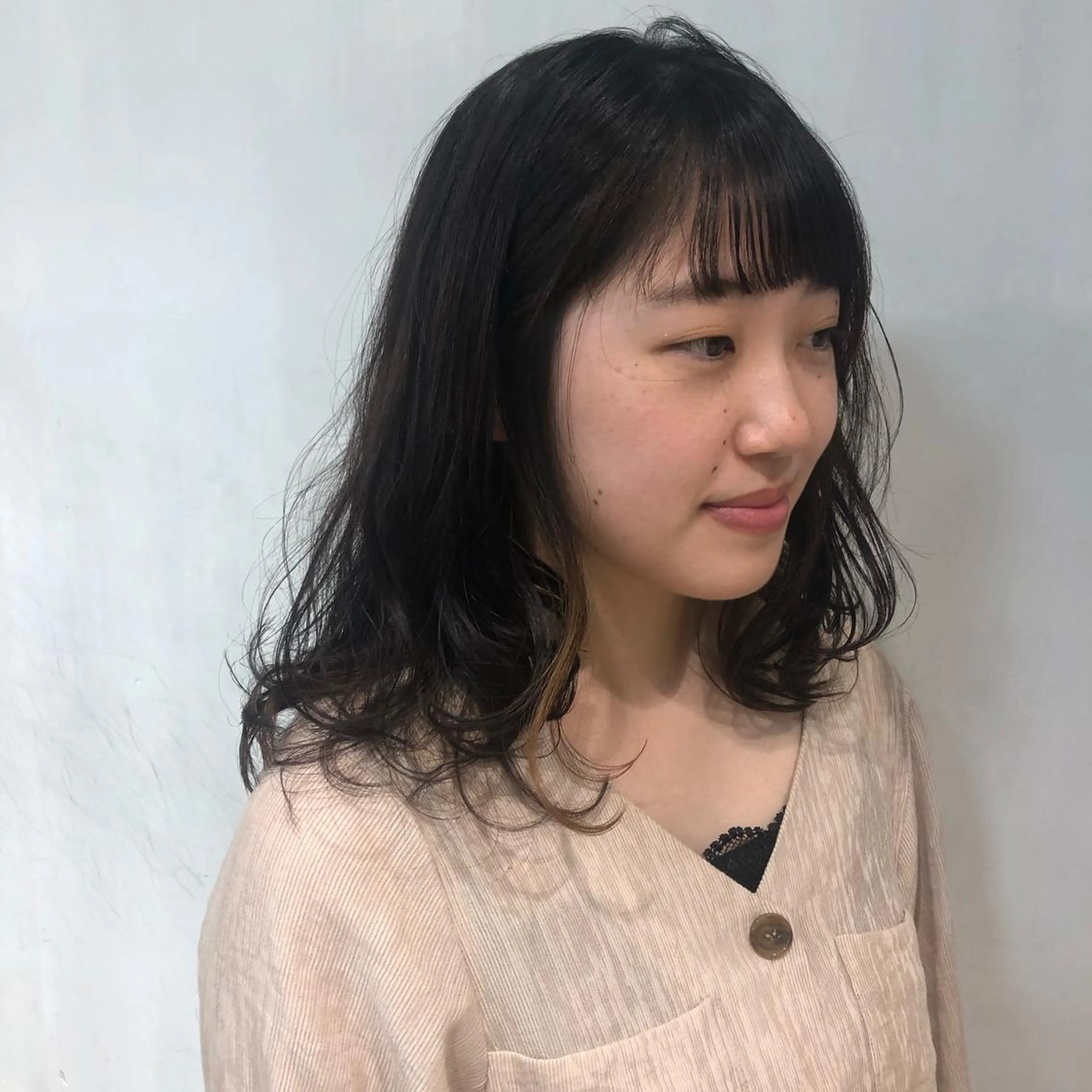 ミディアム 近藤 千裕のヘアスタイル