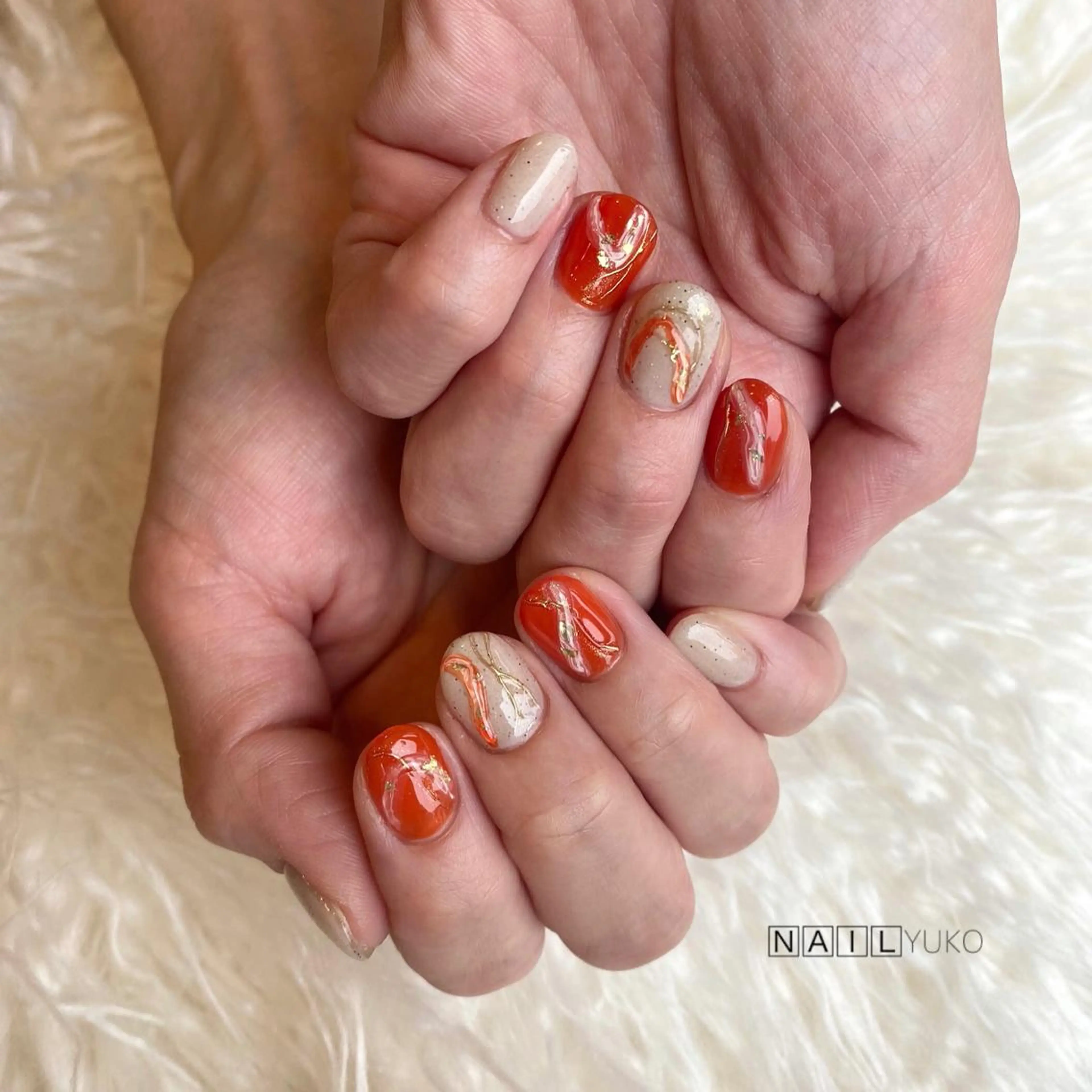 ネイル オーロラネイル マグネットネイル ニュアンスネイル fruitful + YUKOのネイルデザイン