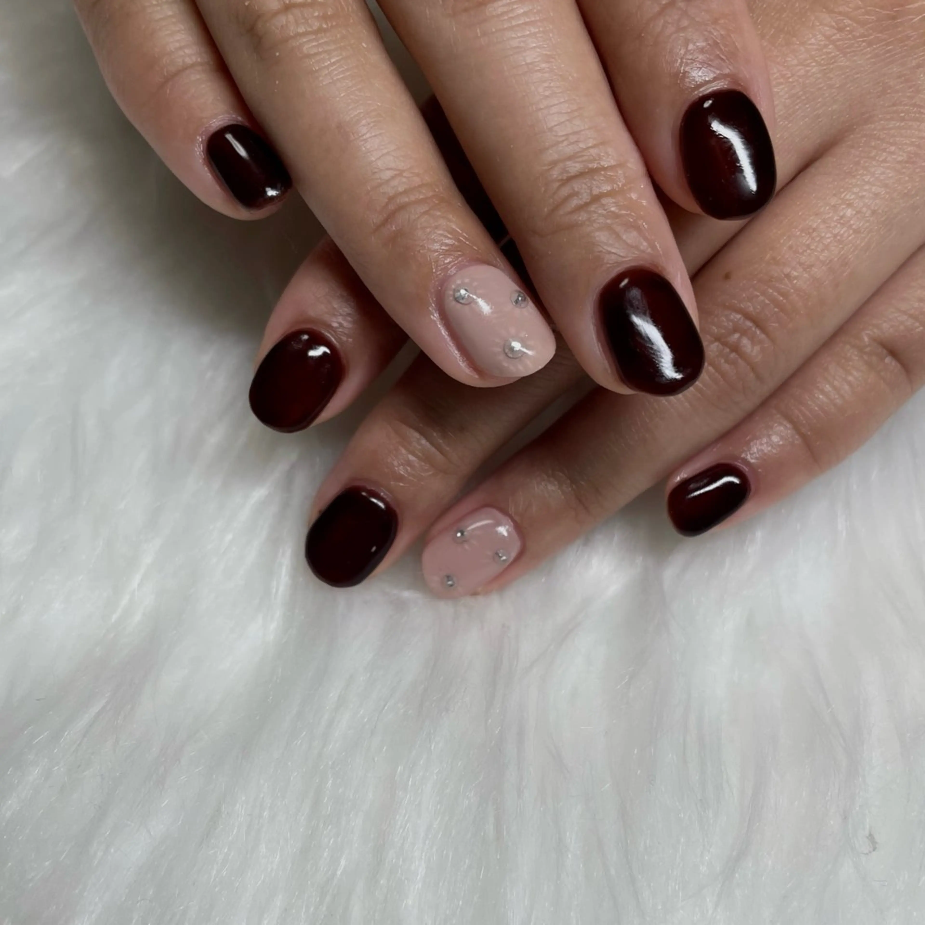 ネイル MOE ネイルサロンのネイルデザイン