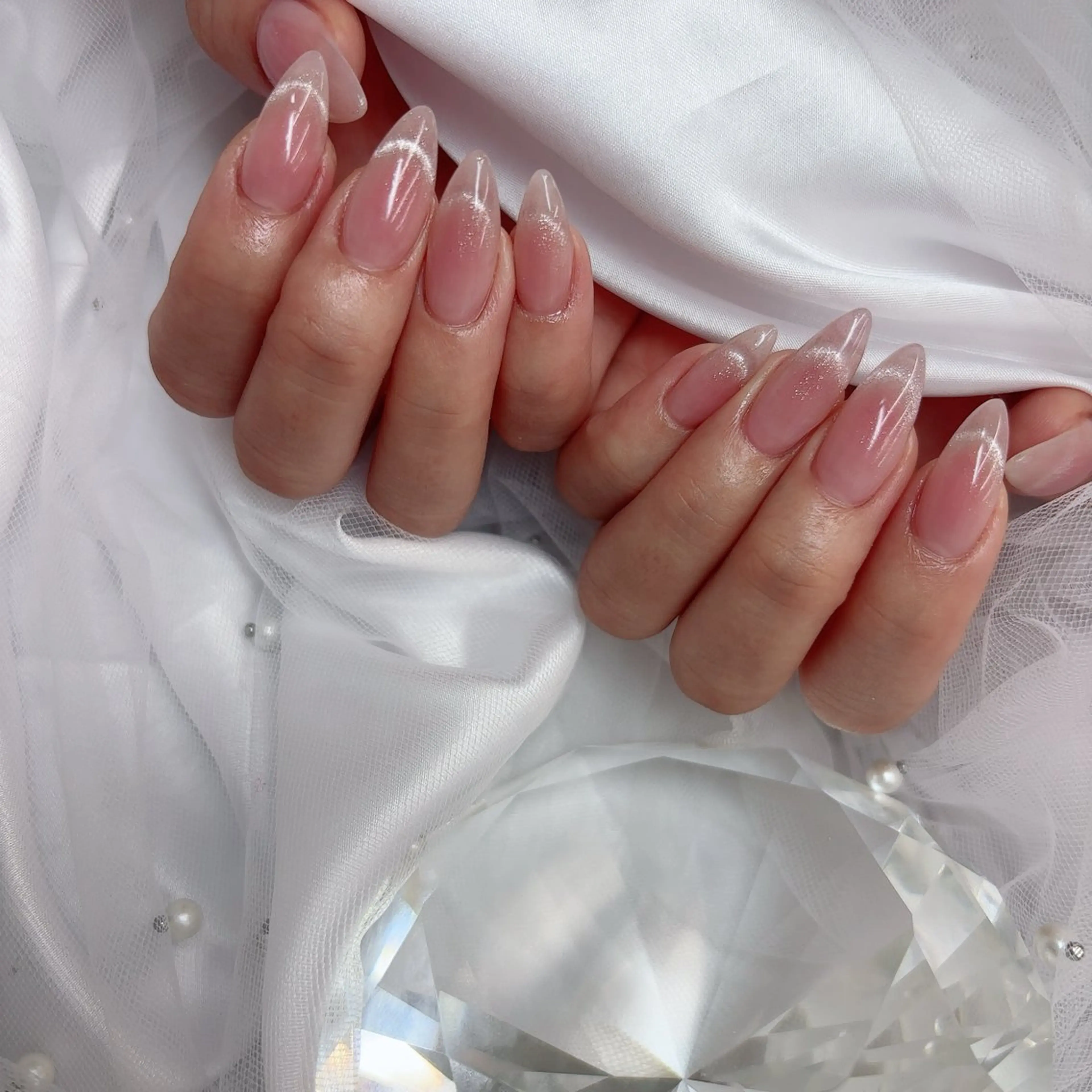 ネイル オーロラネイル フットネイル フレンチネイル ガラスフレンチ 氷ネイル・うるうるネイル Lance nailのネイルデザイン