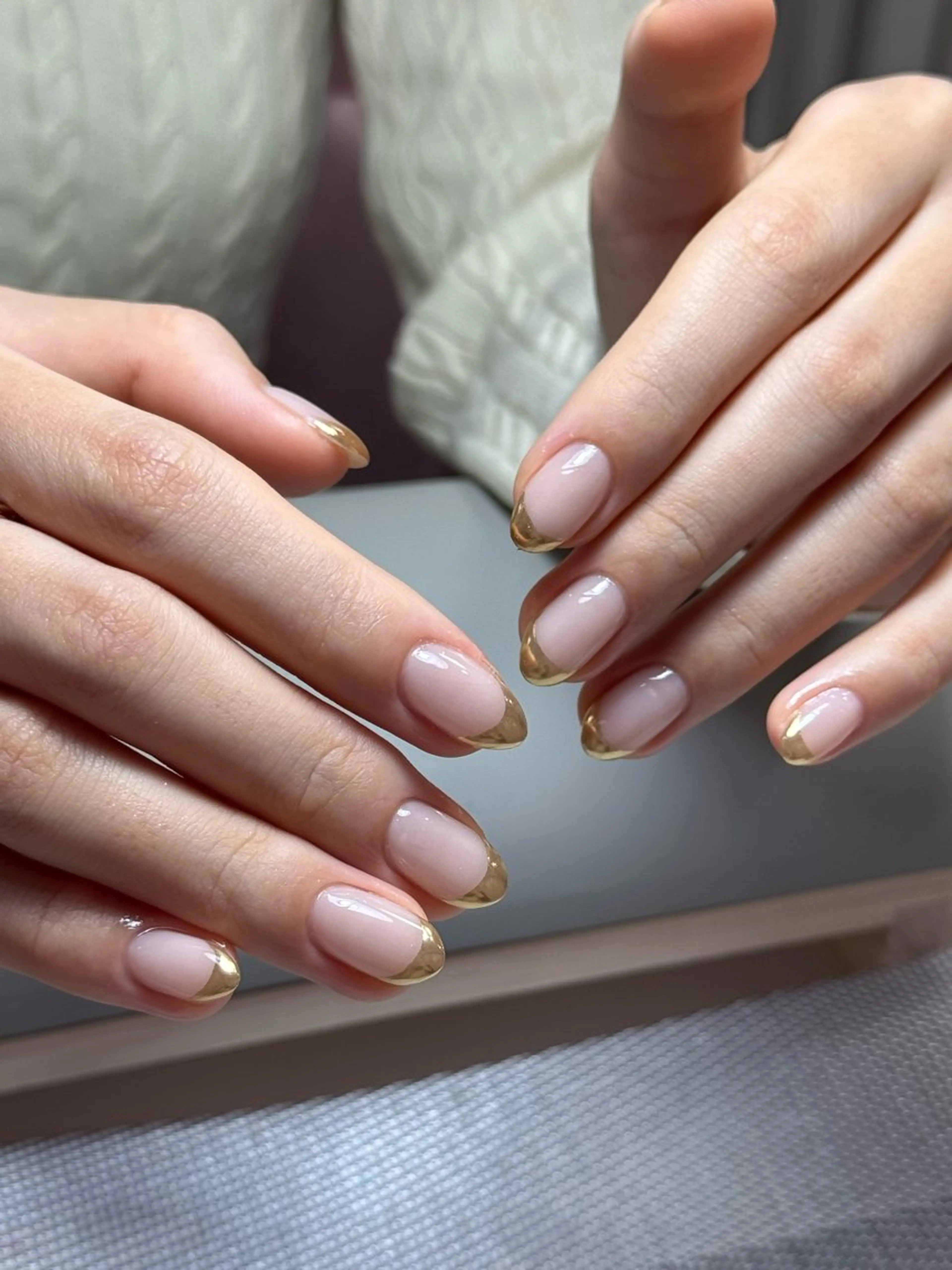 ネイル フレンチネイル グラデーション キラキラネイル 韓国ネイル マグネットネイル ハンドネイル 🎀🎀YooLi Nail Salonのネイルデザイン