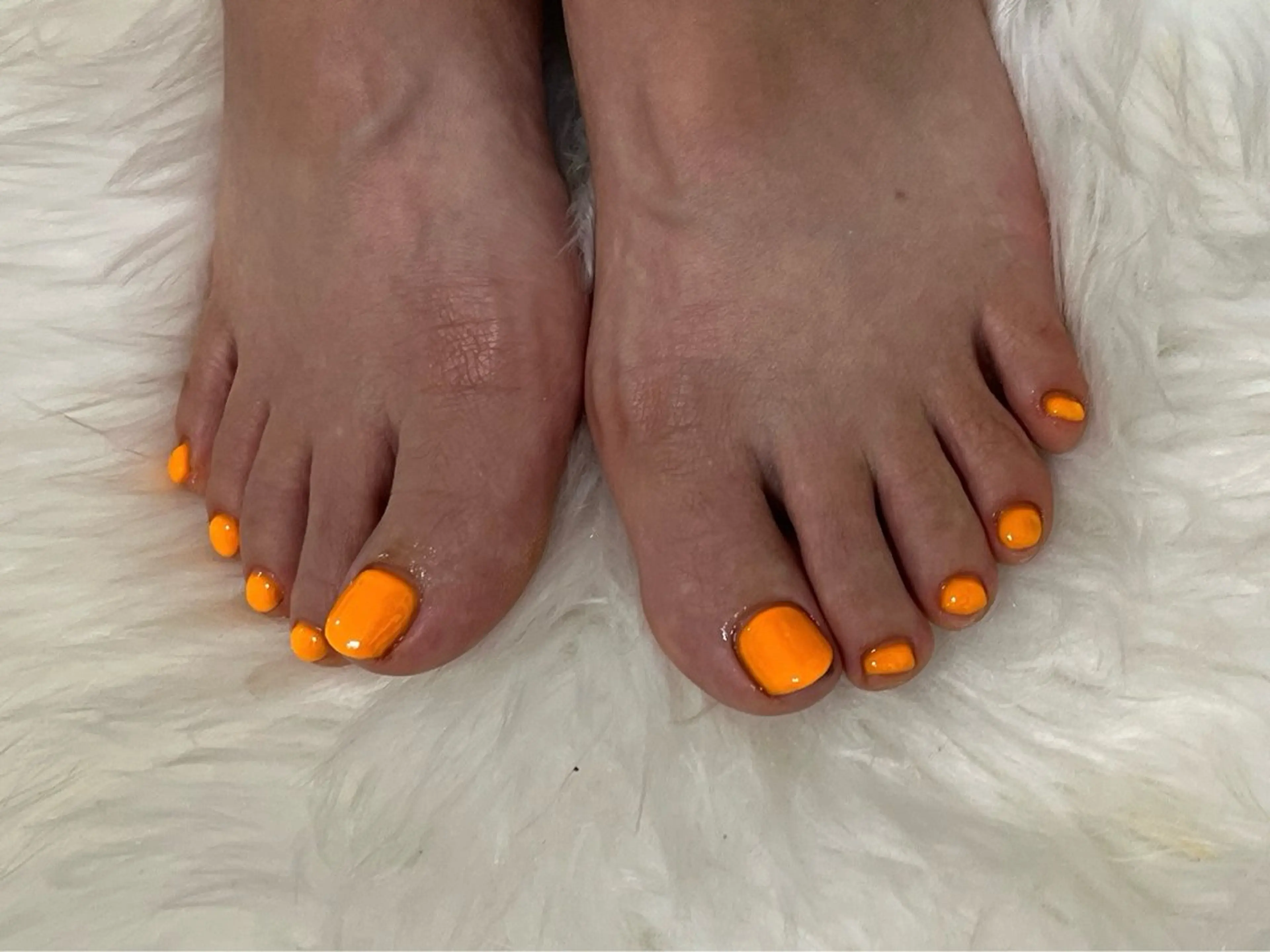 ネイル オーロラネイル フットネイル フレンチネイル ジェルネイル 韓国ネイル フットネイル kiki nail たまプラーザのネイルデザイン