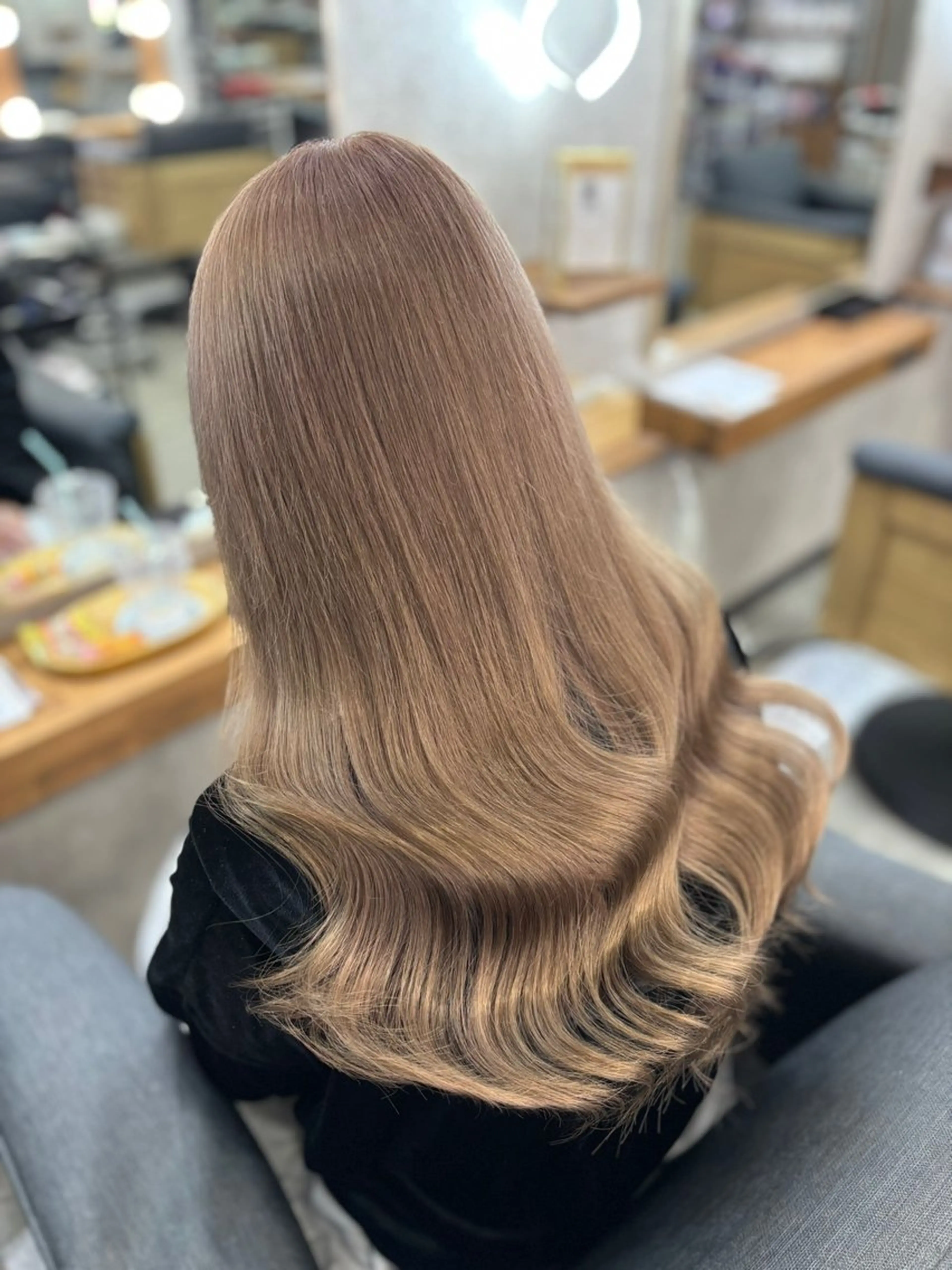 セミロング カラー ブリーチ ヘアカラー トリートメント 🦋 SHION 🦋のヘアスタイル