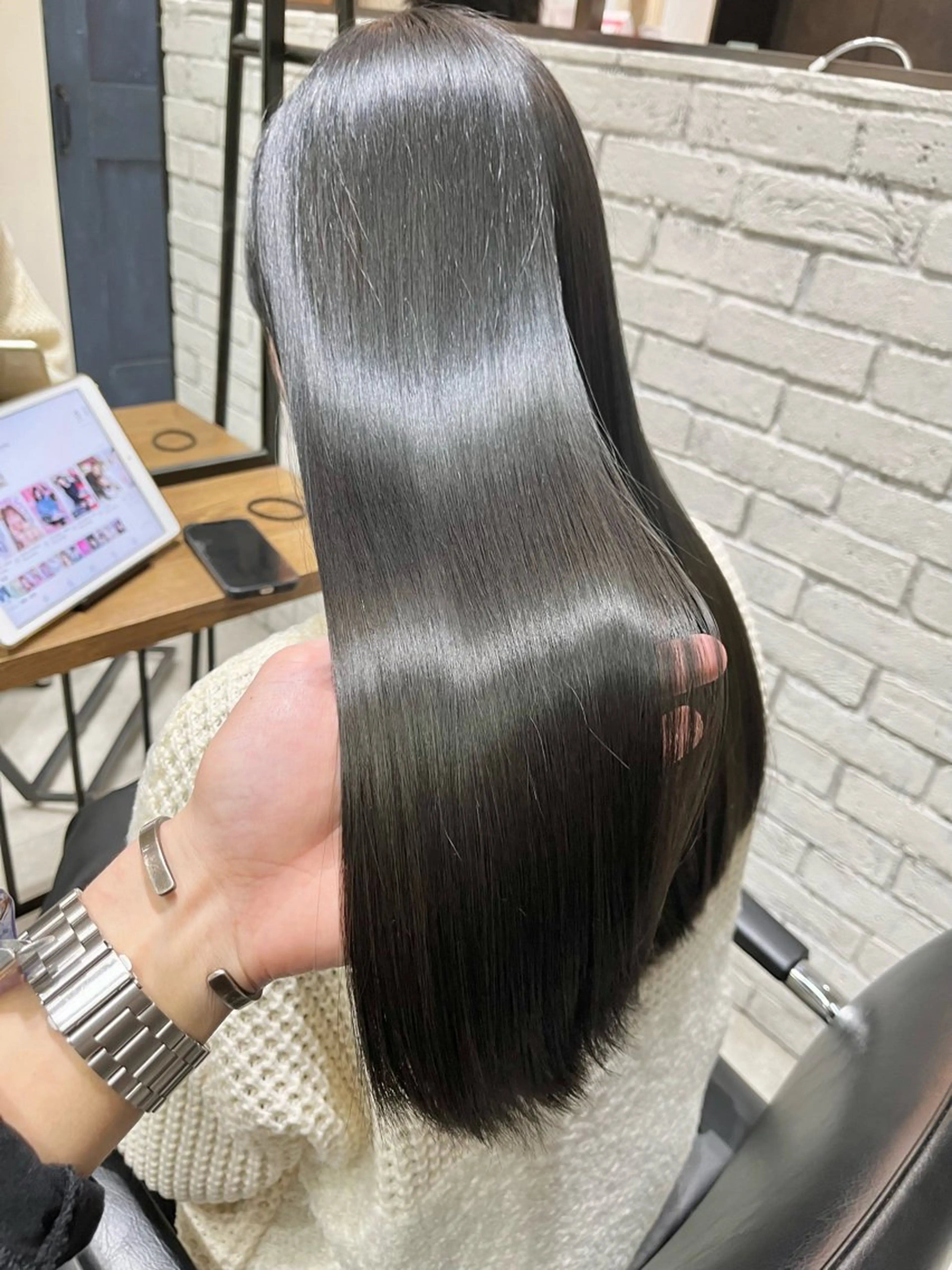 【乾かすだけで艶】美髪ストレート➕oggimtto7トリートメントの写真