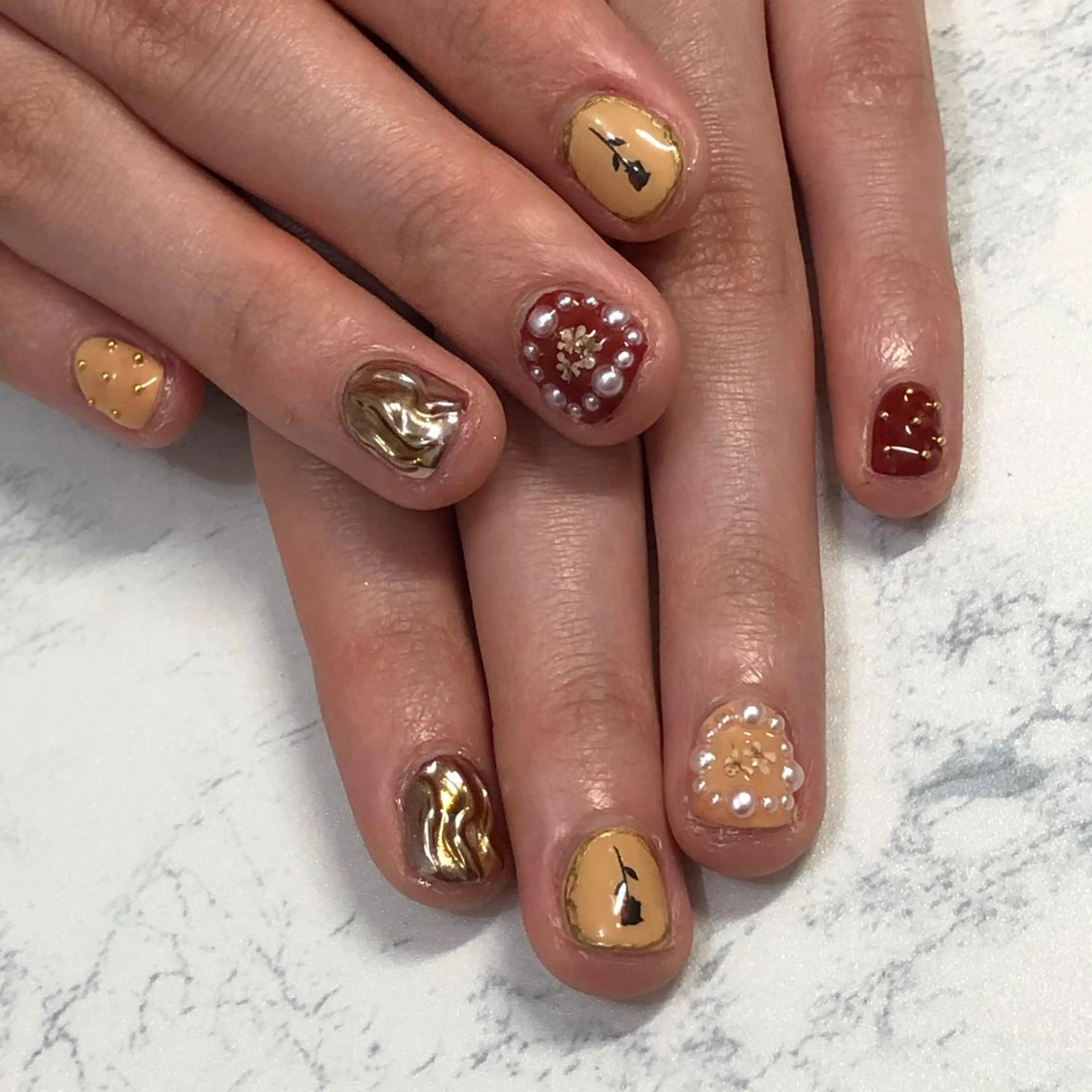 ネイル アートネイル OISHI .Aのネイルデザイン