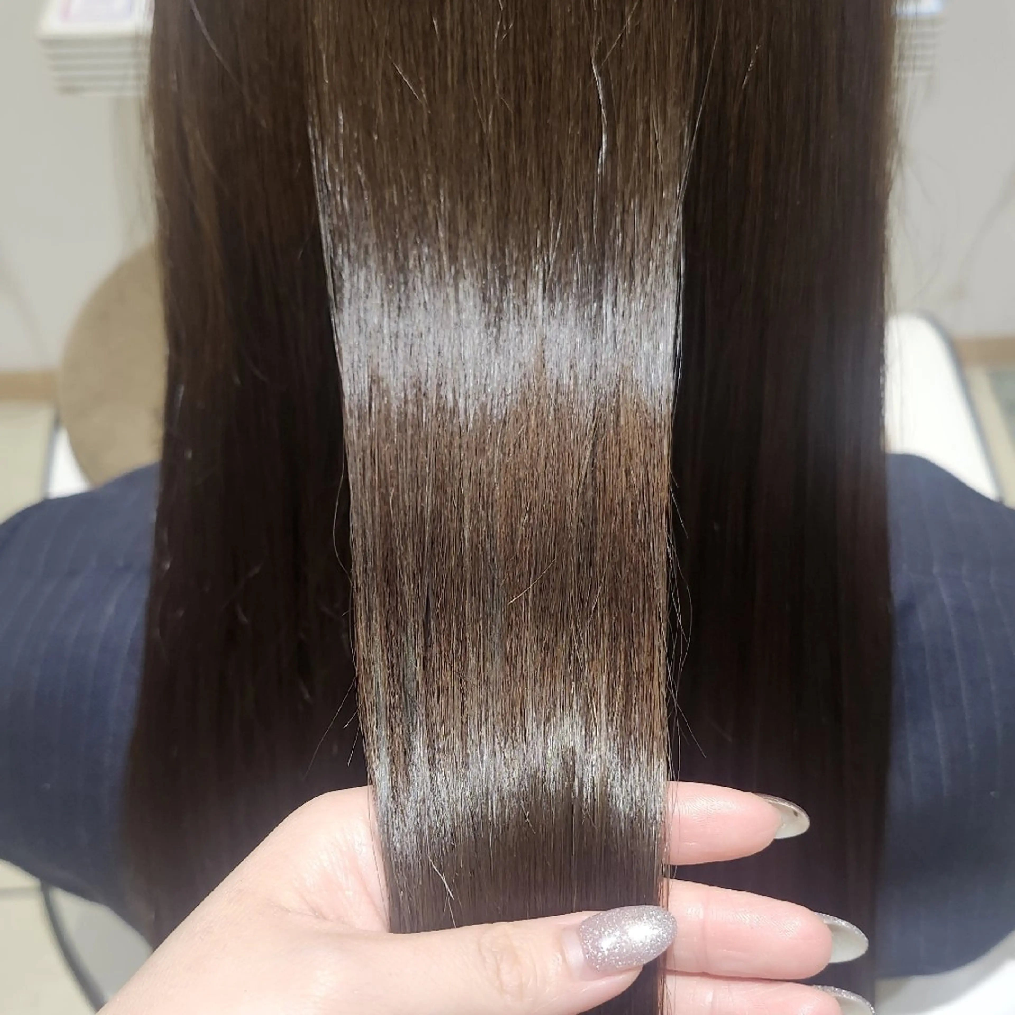 ロング カラー 黒髪 ブラウンカラー ダブルカラー 卒業式のヘアスタイル 縮毛矯正 暖色カラー/髪質改善 /メンズ🧡莉南のヘアスタイル