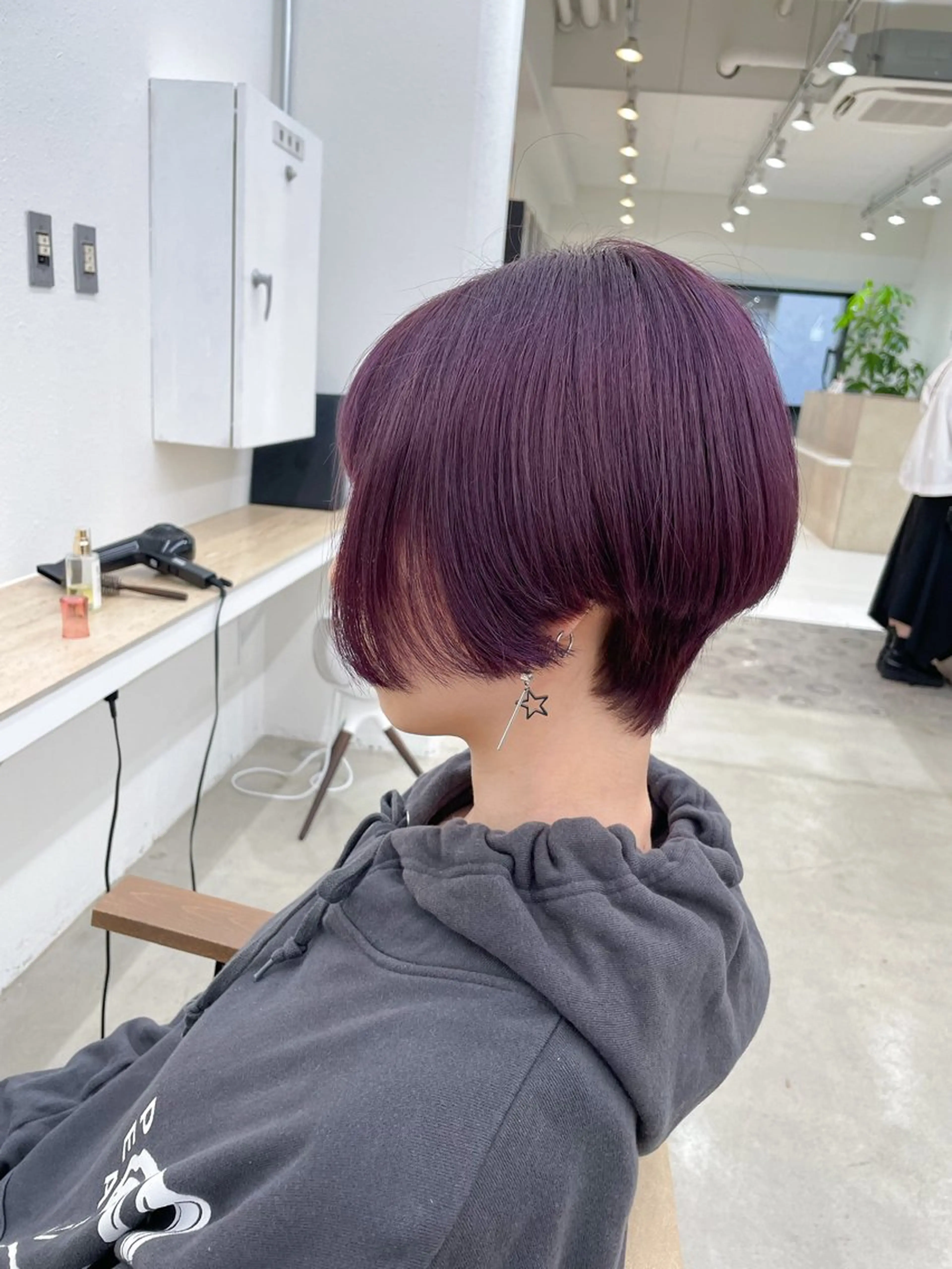 ショート カラー ショートボブ ハイトーンカラー パープルカラー ボブ ショートヘア ヘアカラー トリートメント ハイトーン/レイヤー /ケアブリーチ石川治のヘアスタイル