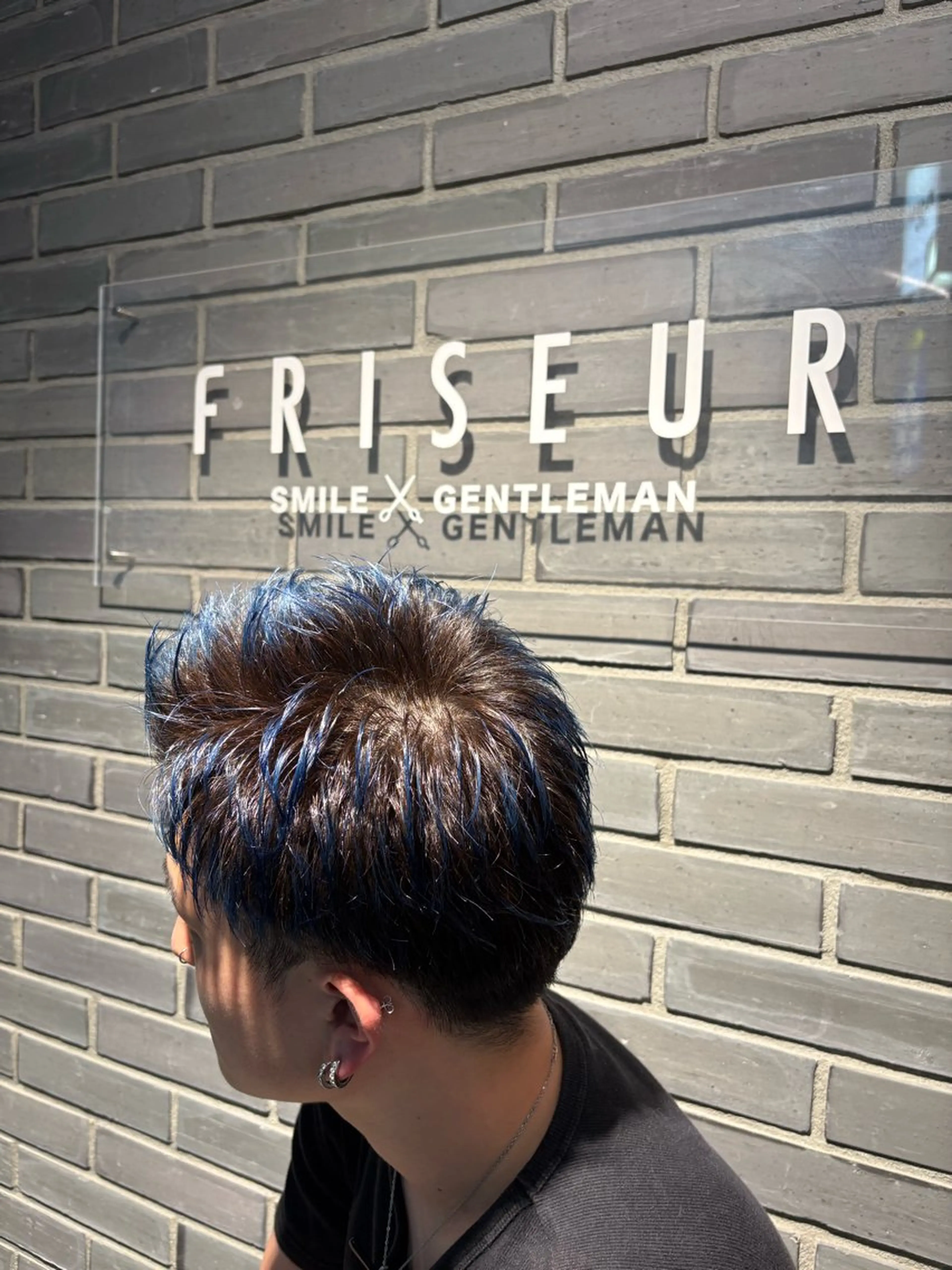 ミディアム カラー ブルーカラー FRISEUR/高瀬 晴乃祐のヘアスタイル