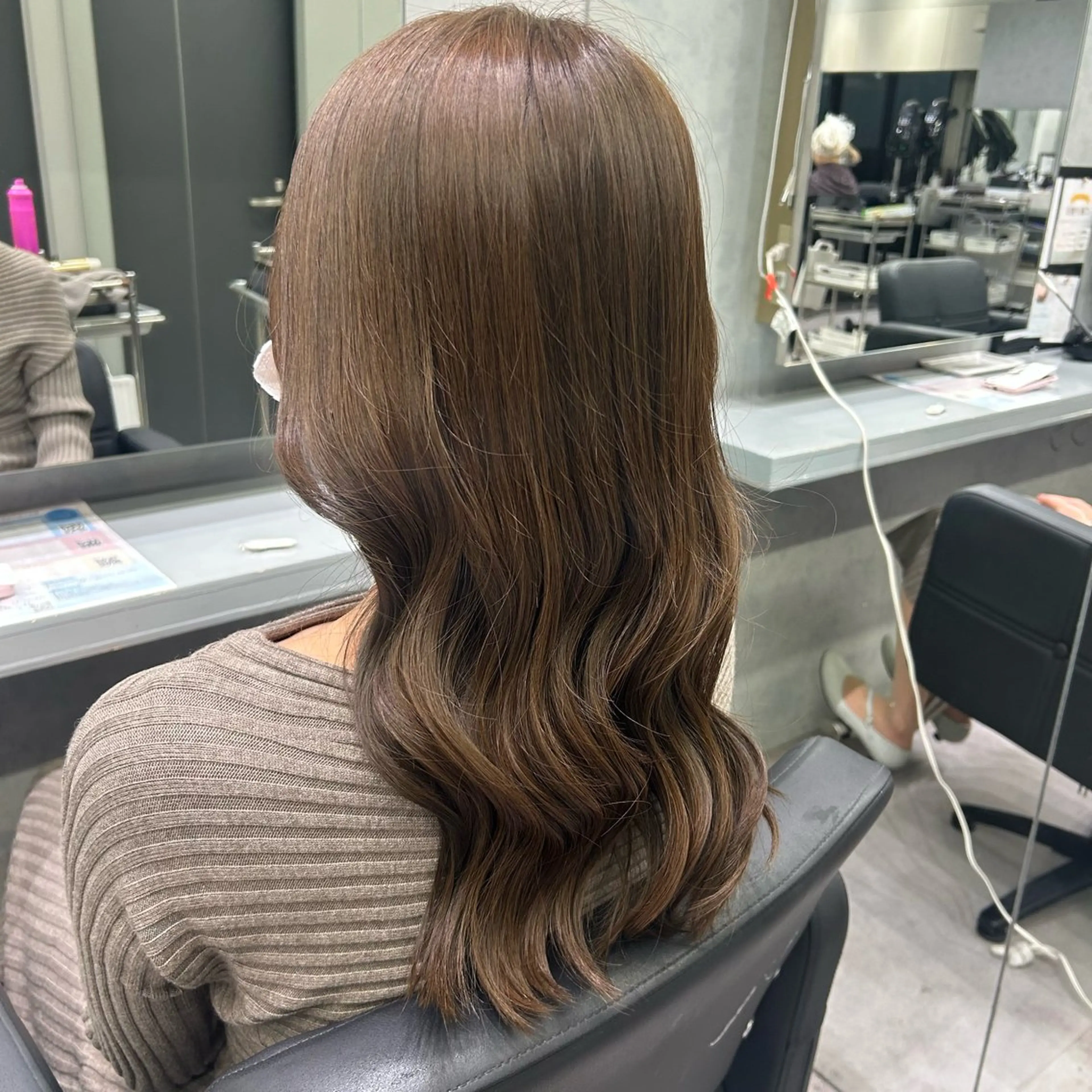 カラー 【elyts】 メイのヘアスタイル