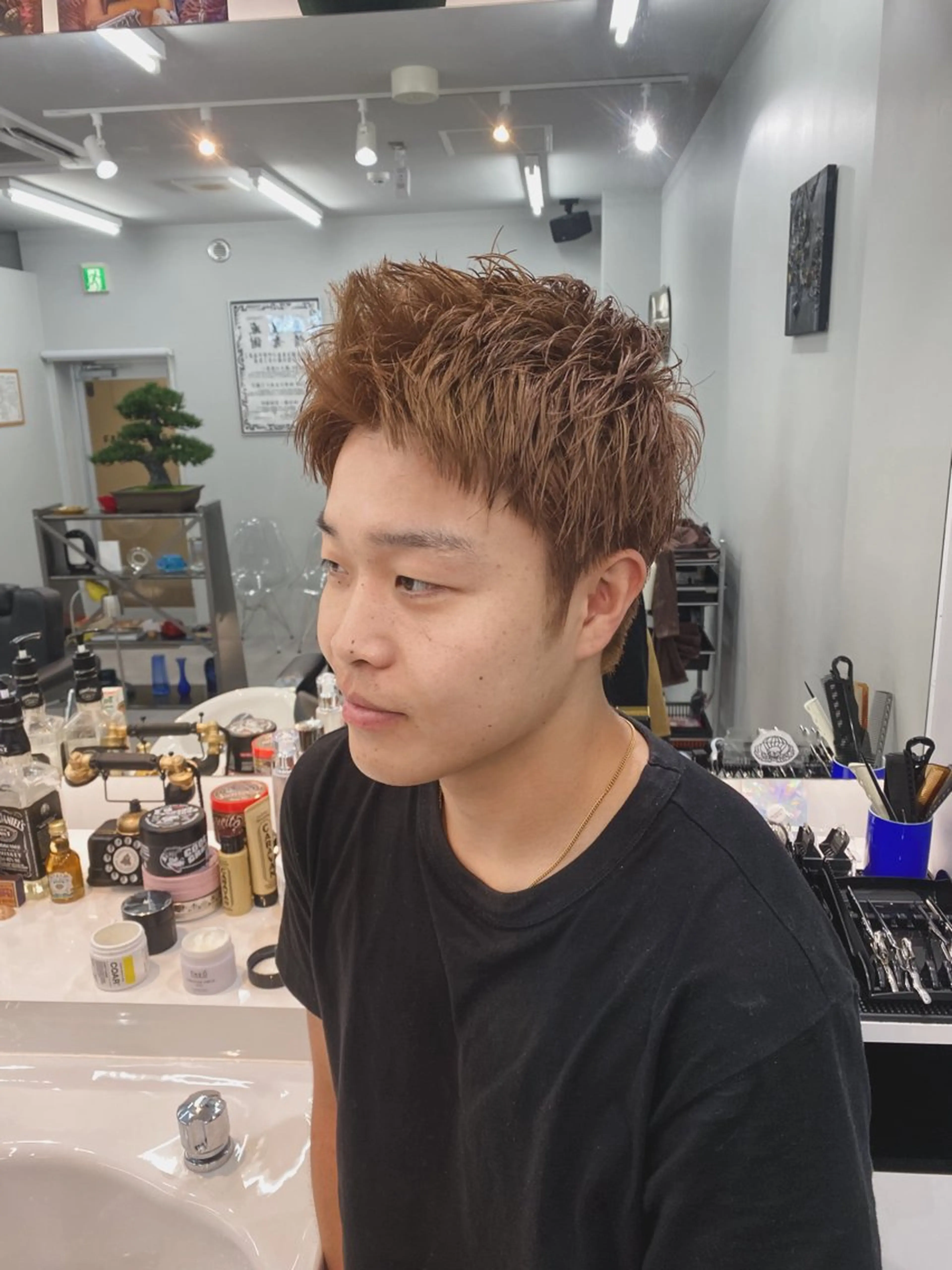 ショート カラー パーマ ヘアアレンジ メンズ フェードモデル限定 🔥高円寺Maiのヘアスタイル