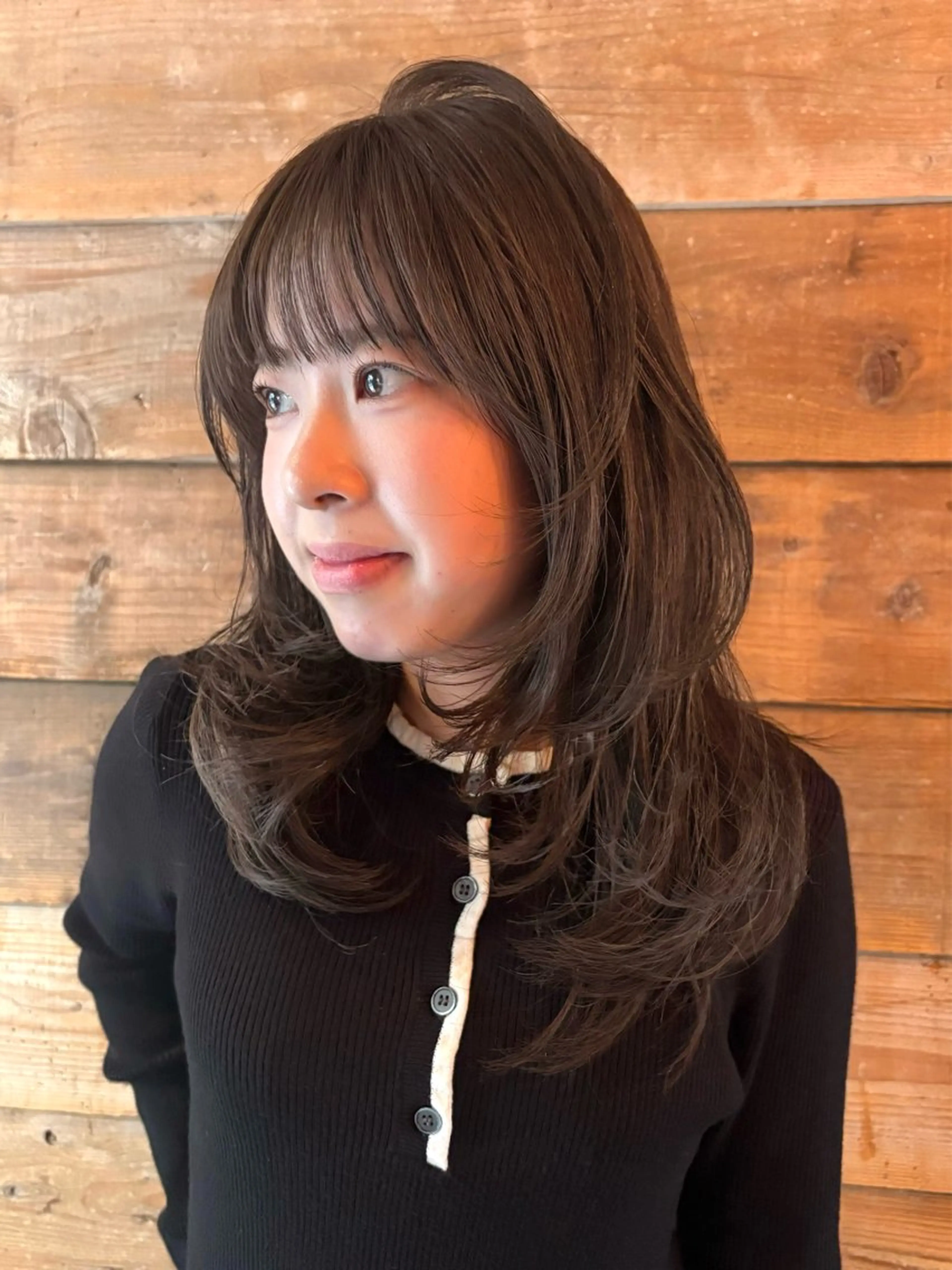 ミディアム カラー パーマ カット ヘアカラー レイヤー/透明感/ ブリーチなし/わかなのヘアスタイル