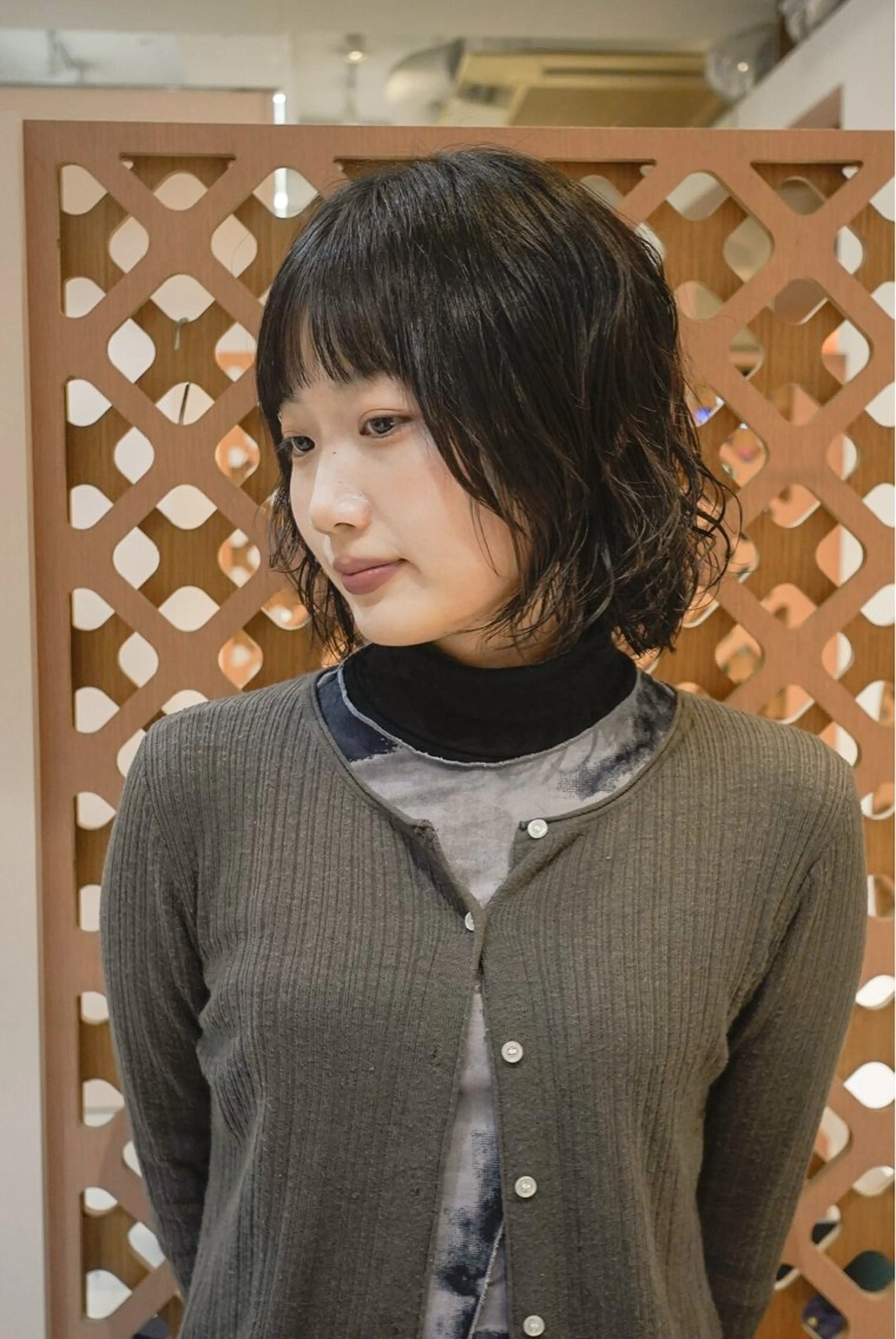 ミディアム パーマ ボブレイヤー ミディアムパーマ ボブ レイヤーカット カット パーマ 川間 将彦のヘアスタイル