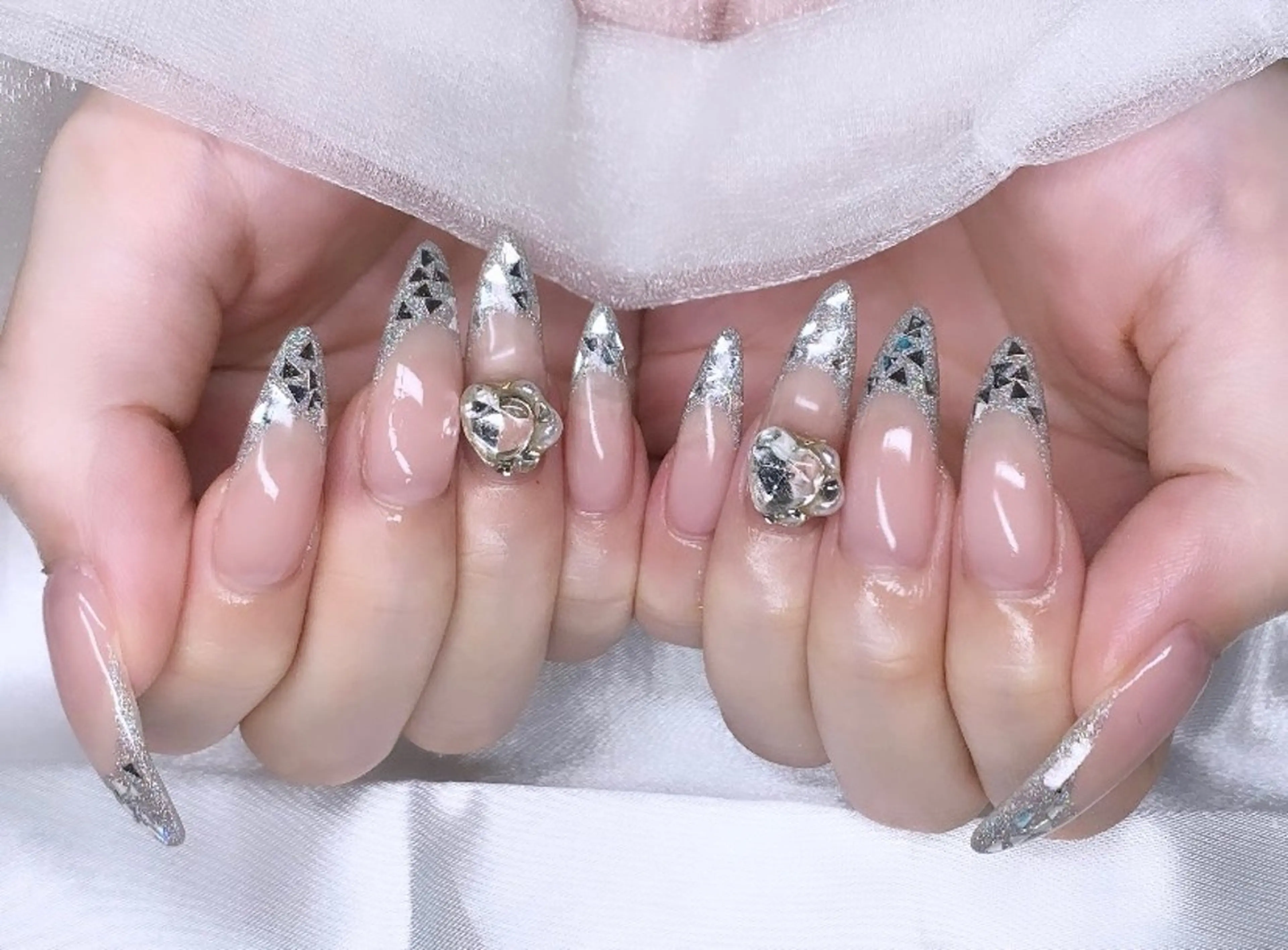 ネイル ハンドネイル Roi〈ロワ〉 Yume🎀のネイルデザイン