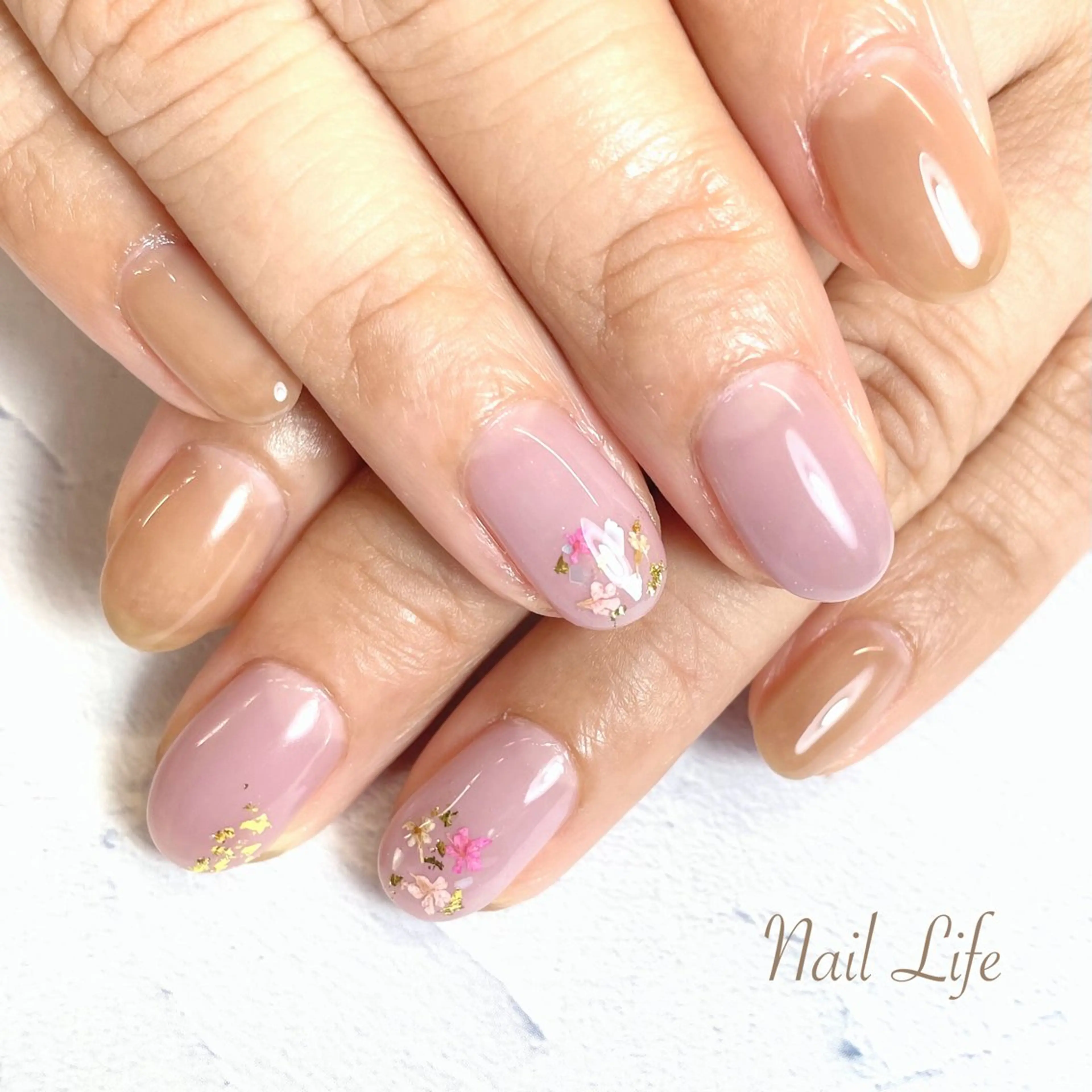 ネイル フラワーネイル 大嶋 めぐみのネイルデザイン