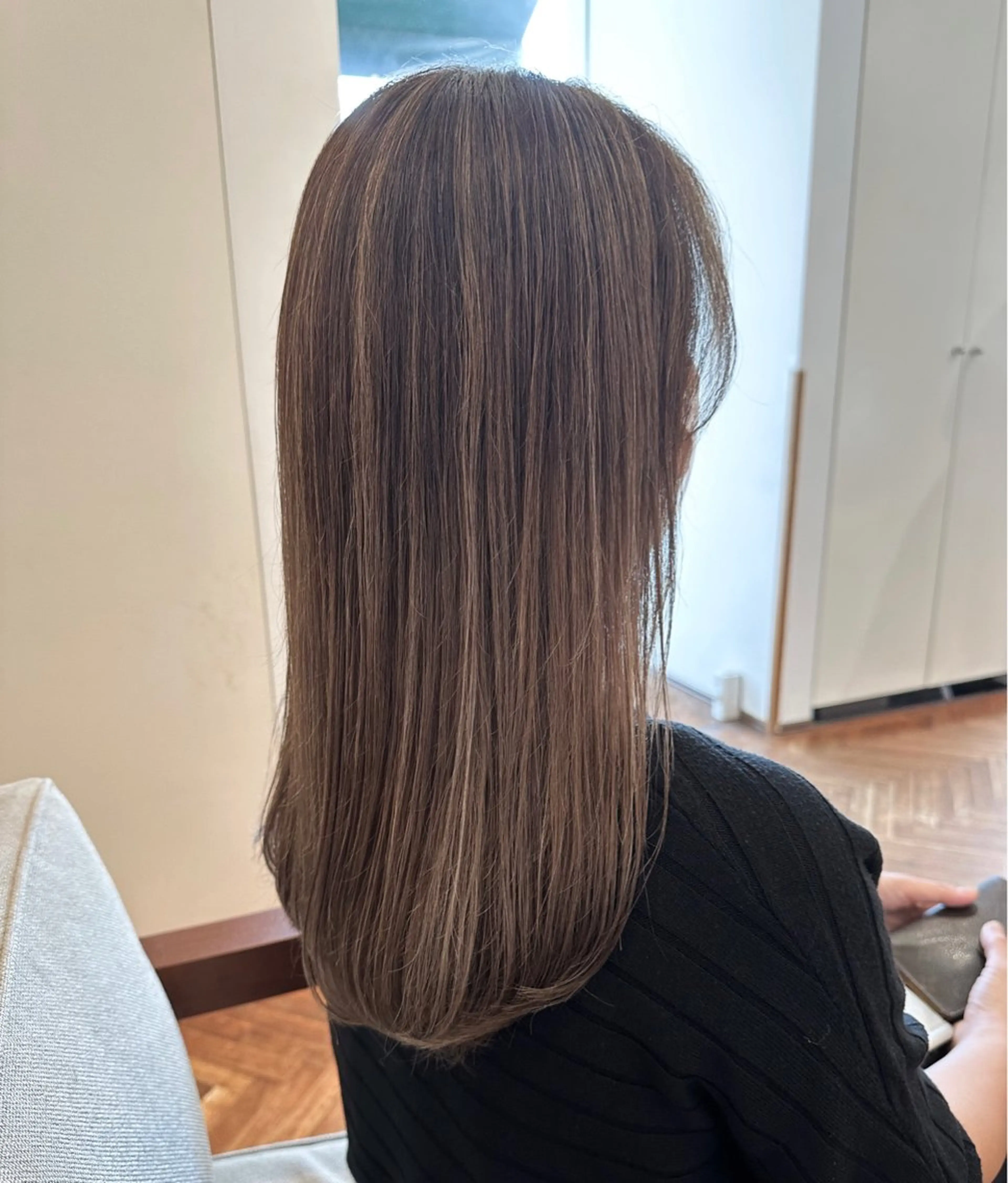 セミロング カラー ハイライトカラー ハイライト カット ヘアカラー 鈴木 優斗のヘアスタイル