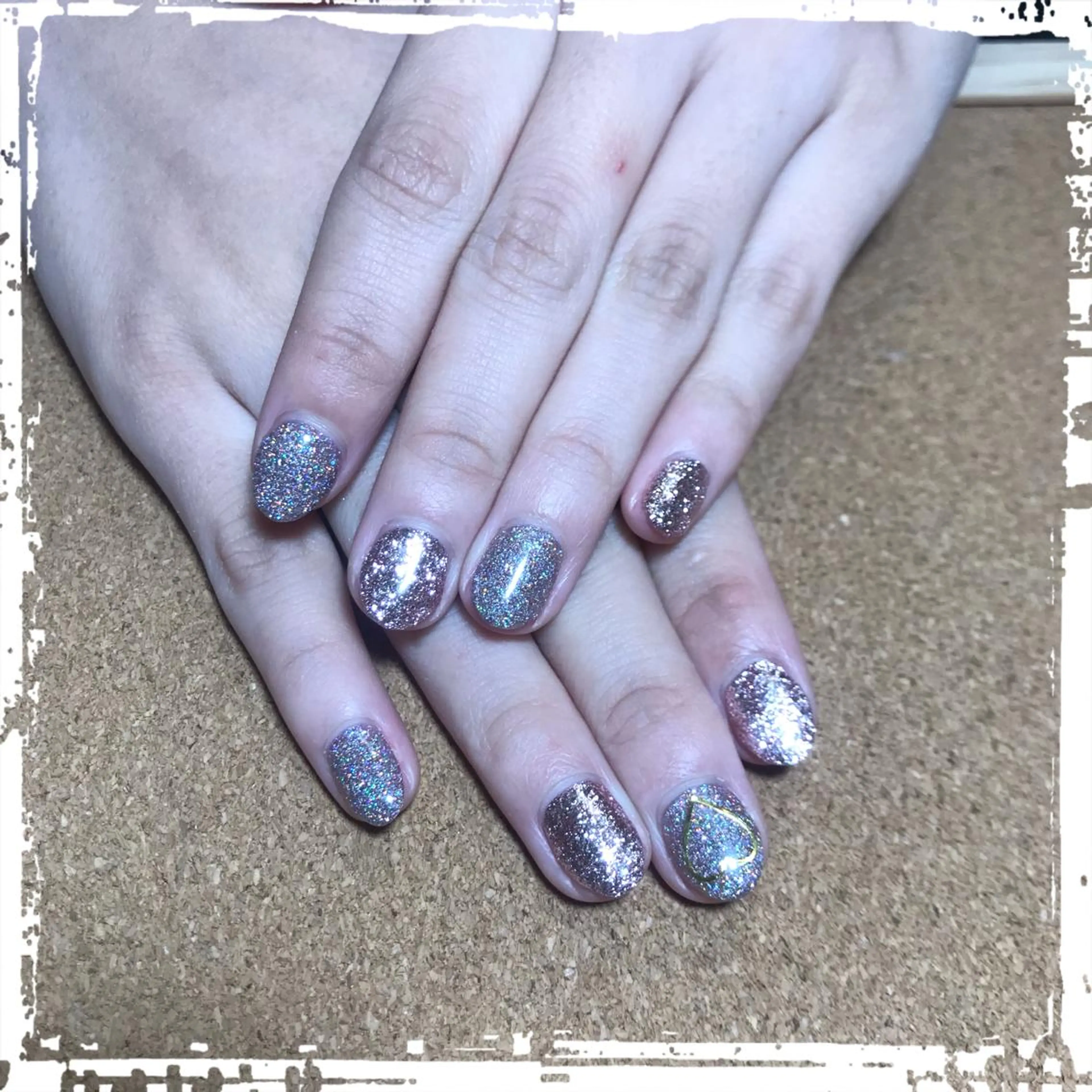 ネイル 寺山 千鶴のネイルデザイン