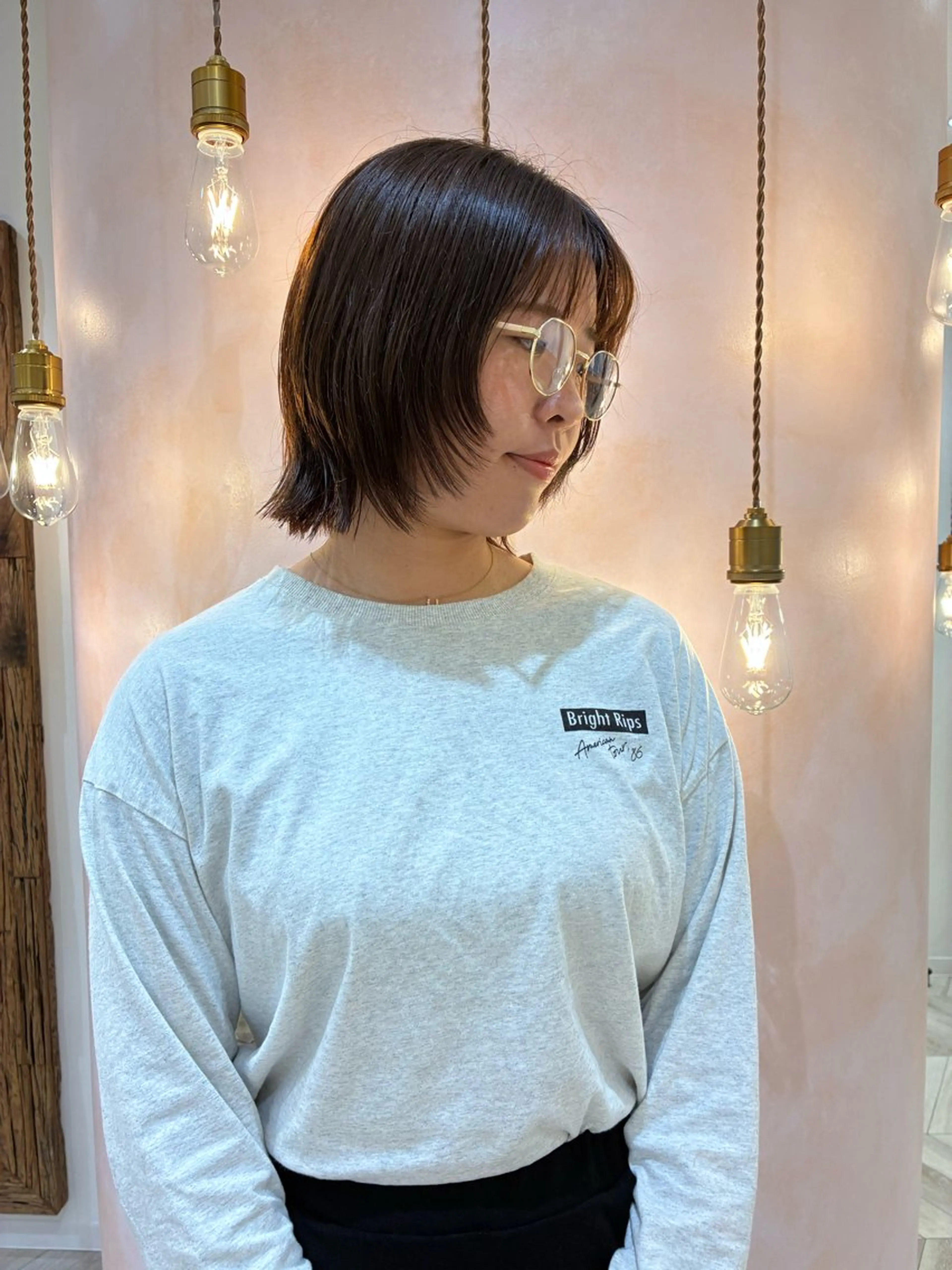 ミディアム 甲斐 美月のヘアスタイル