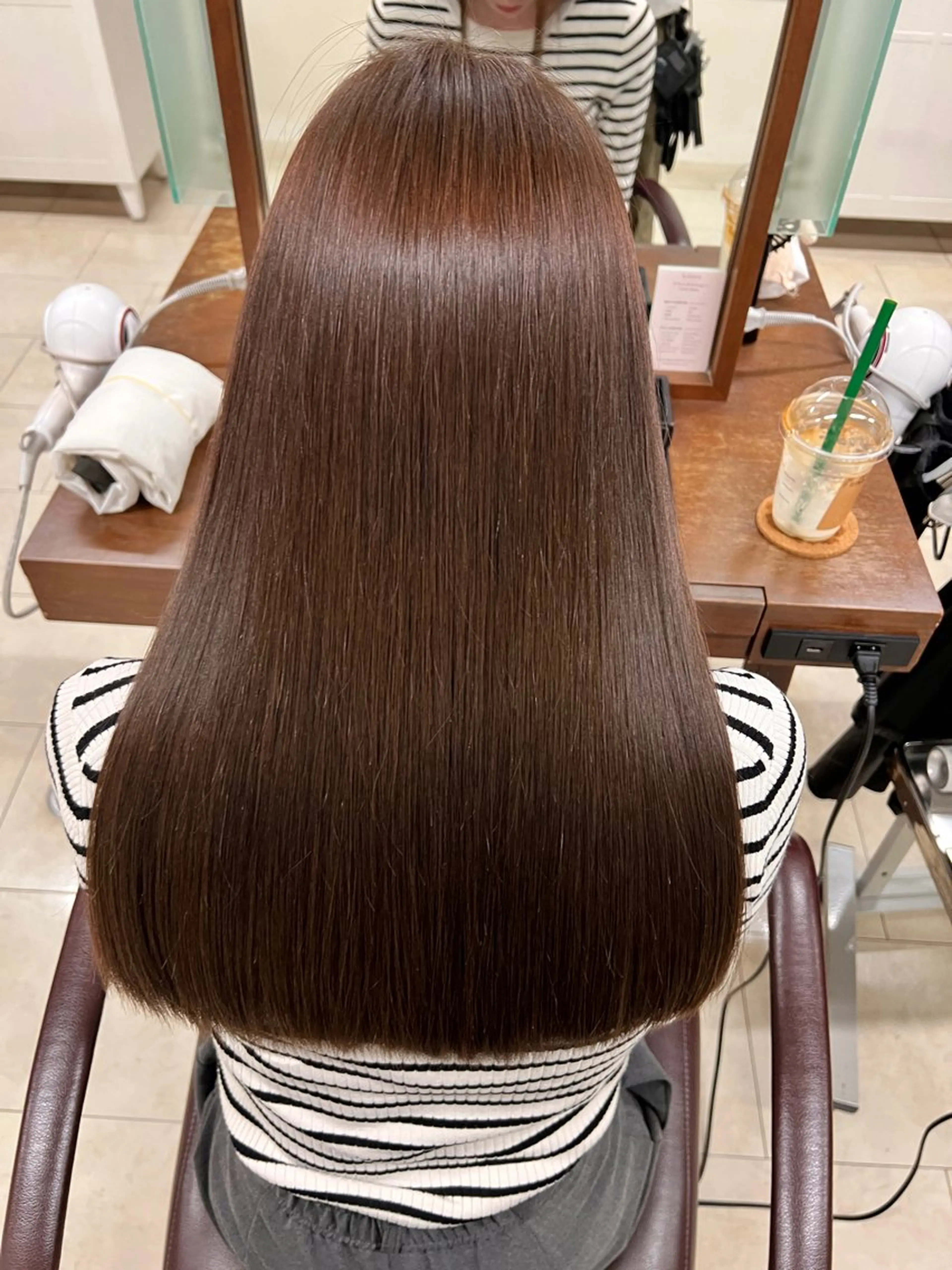 カラー ヘアカラー 透明感カラー✨ 縮毛矯正のヘアスタイル