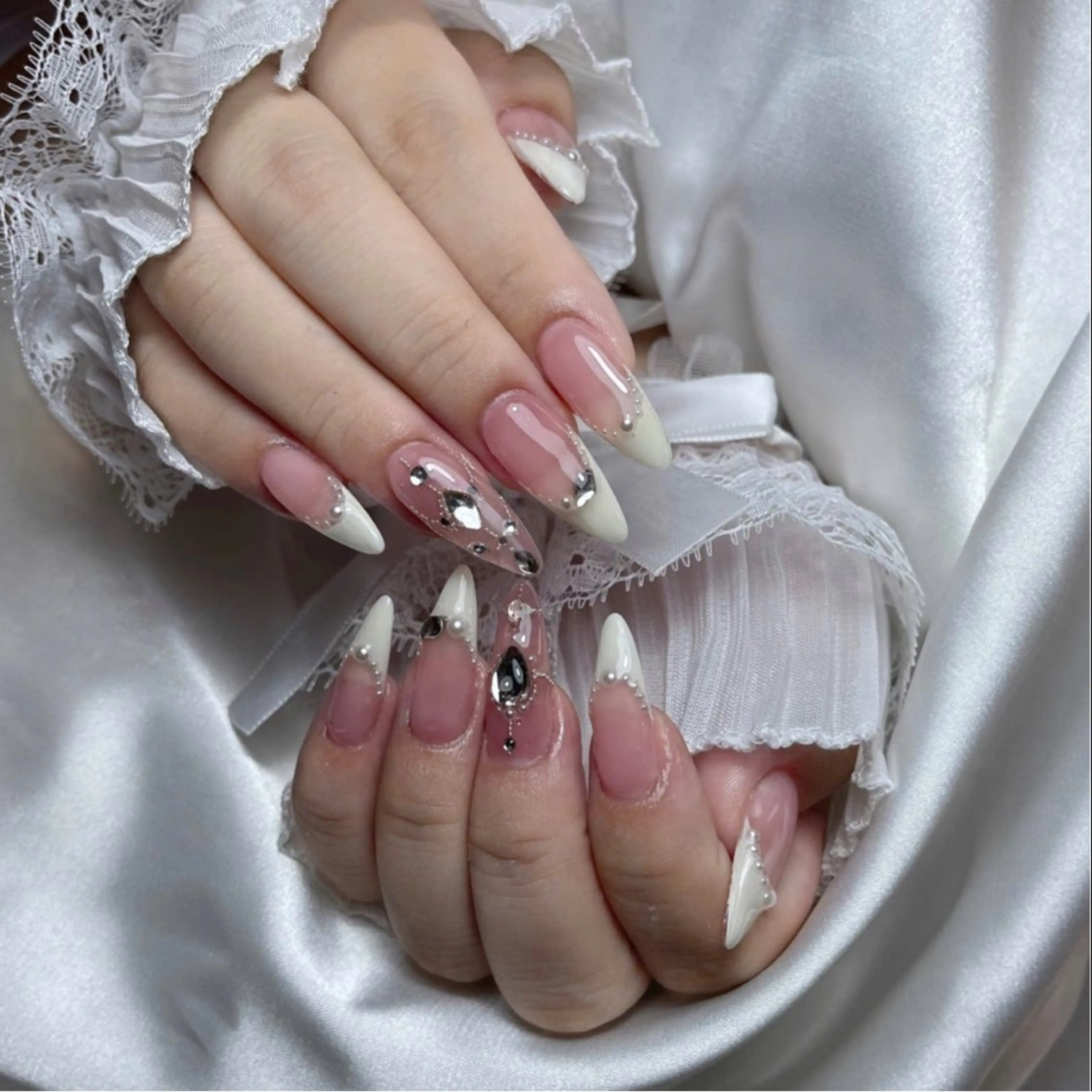 ネイル ハンドネイル Tira Nailのネイルデザイン