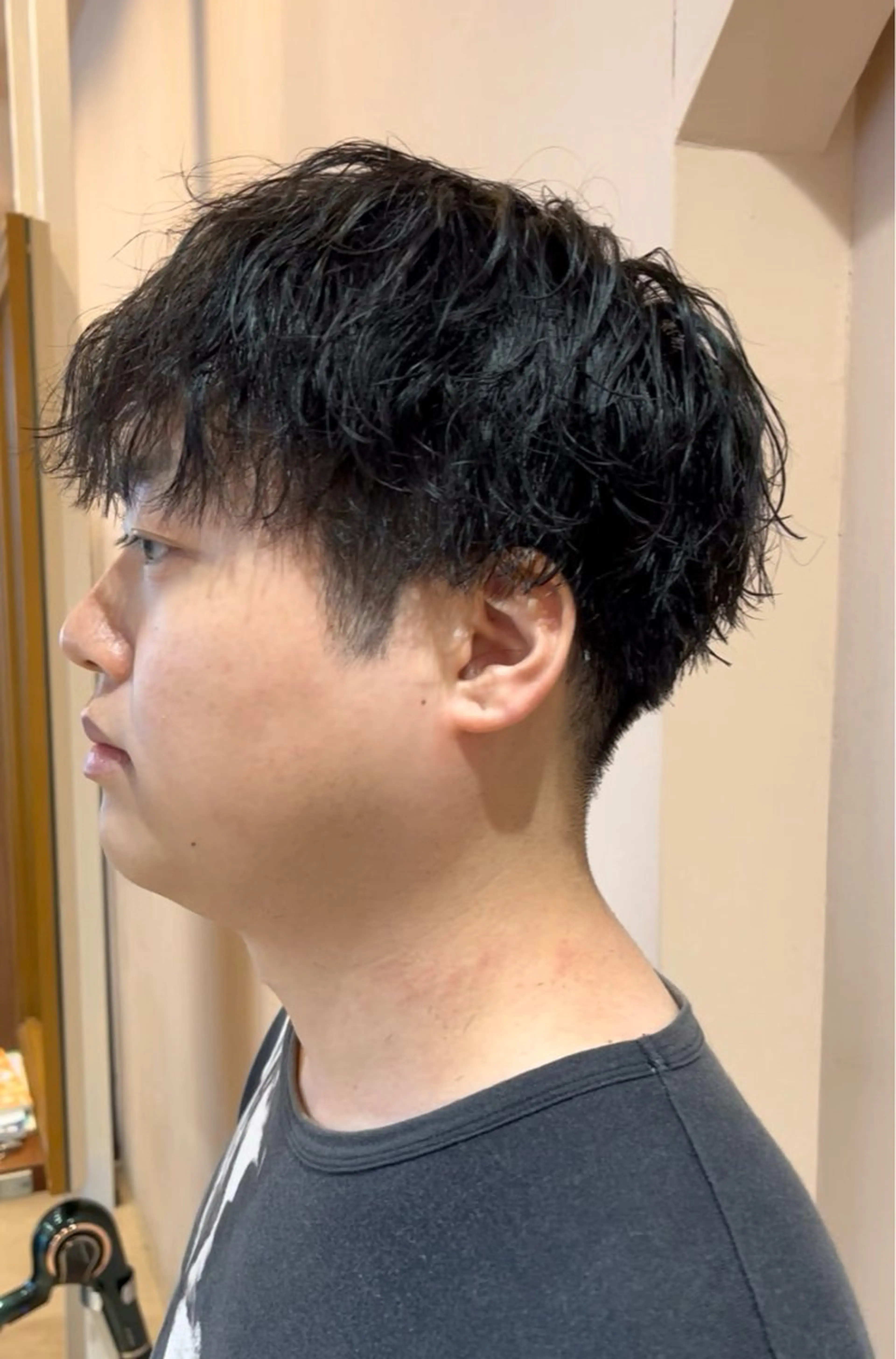 メンズ メンズパーマ 波巻きパーマ 鈴木 拓馬のヘアスタイル