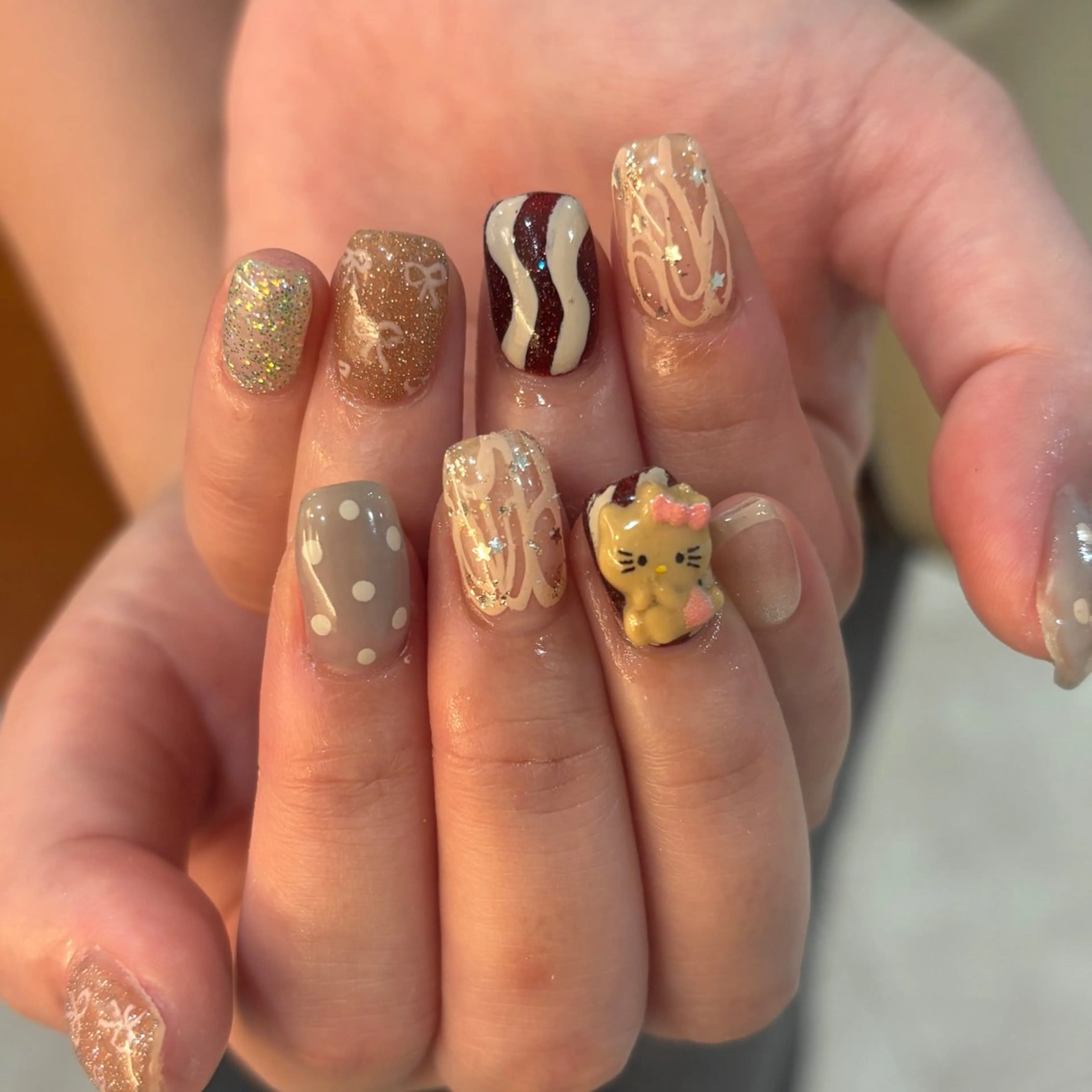 ネイル ハンドネイル フットネイル 栗田 ゆう子のネイルデザイン