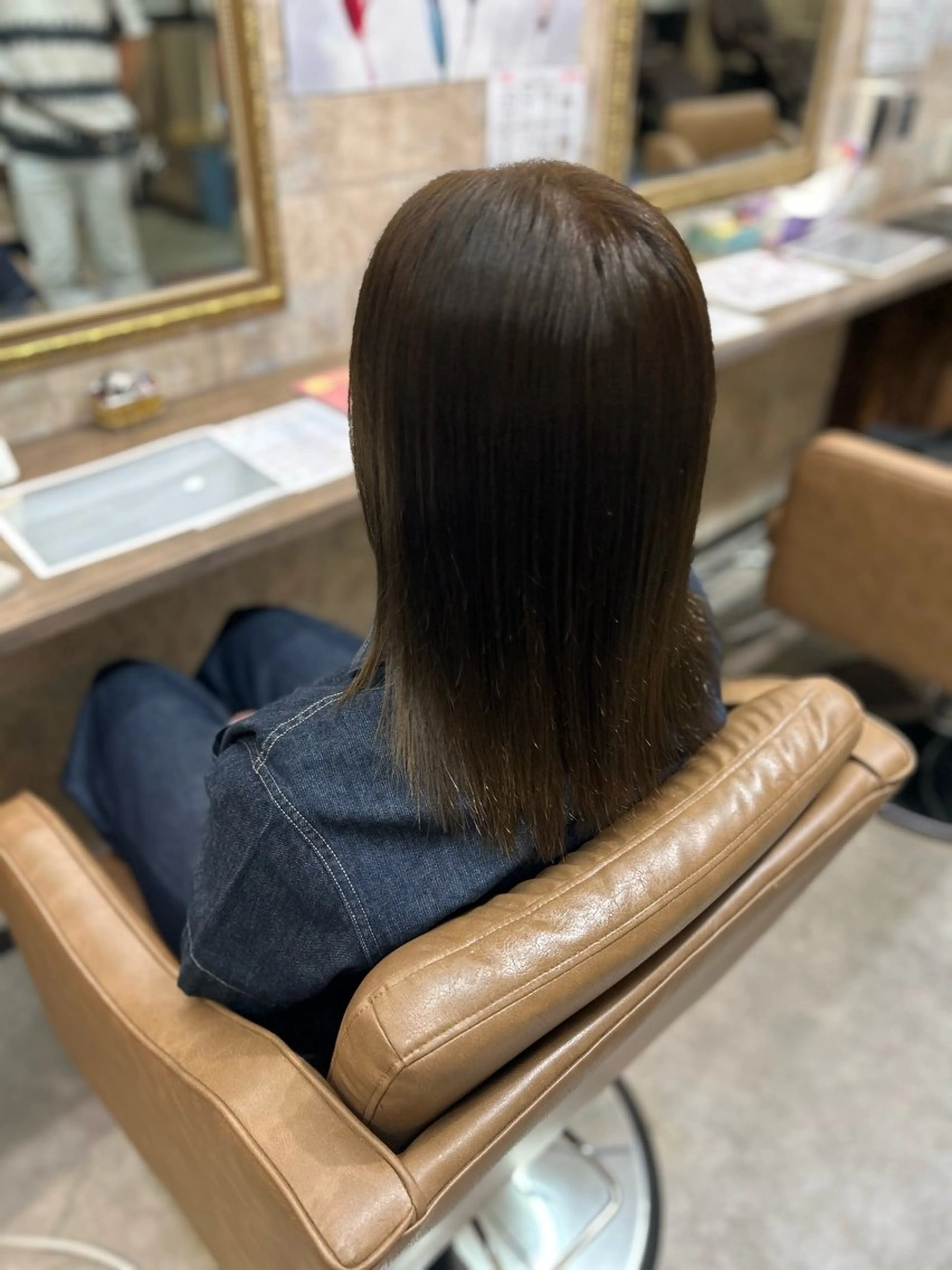 ミディアム カラー マエダ ミノリのヘアスタイル