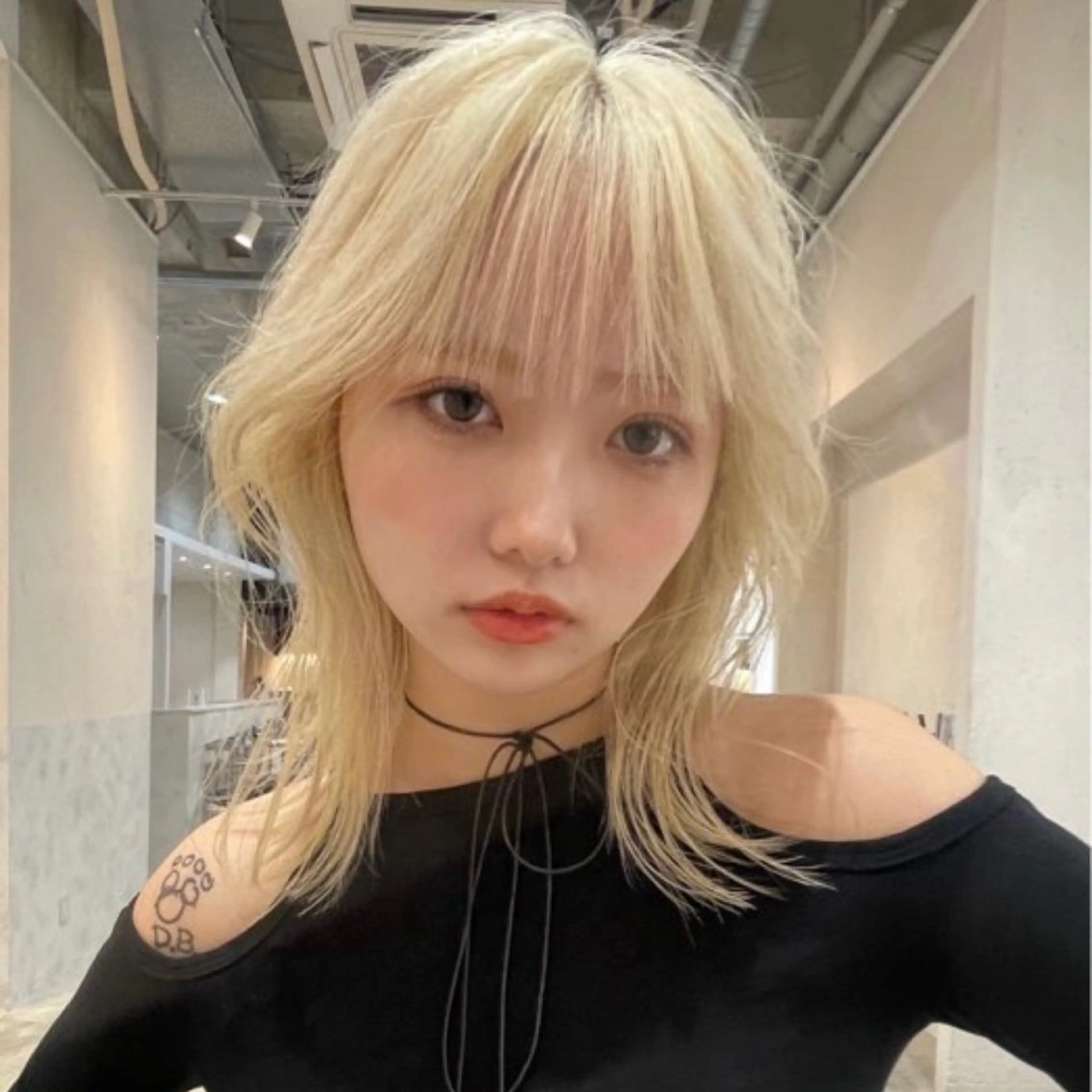 セミロング カラー ヘアカラー ハイトーンブリーチ 名古屋/FUTOのヘアスタイル