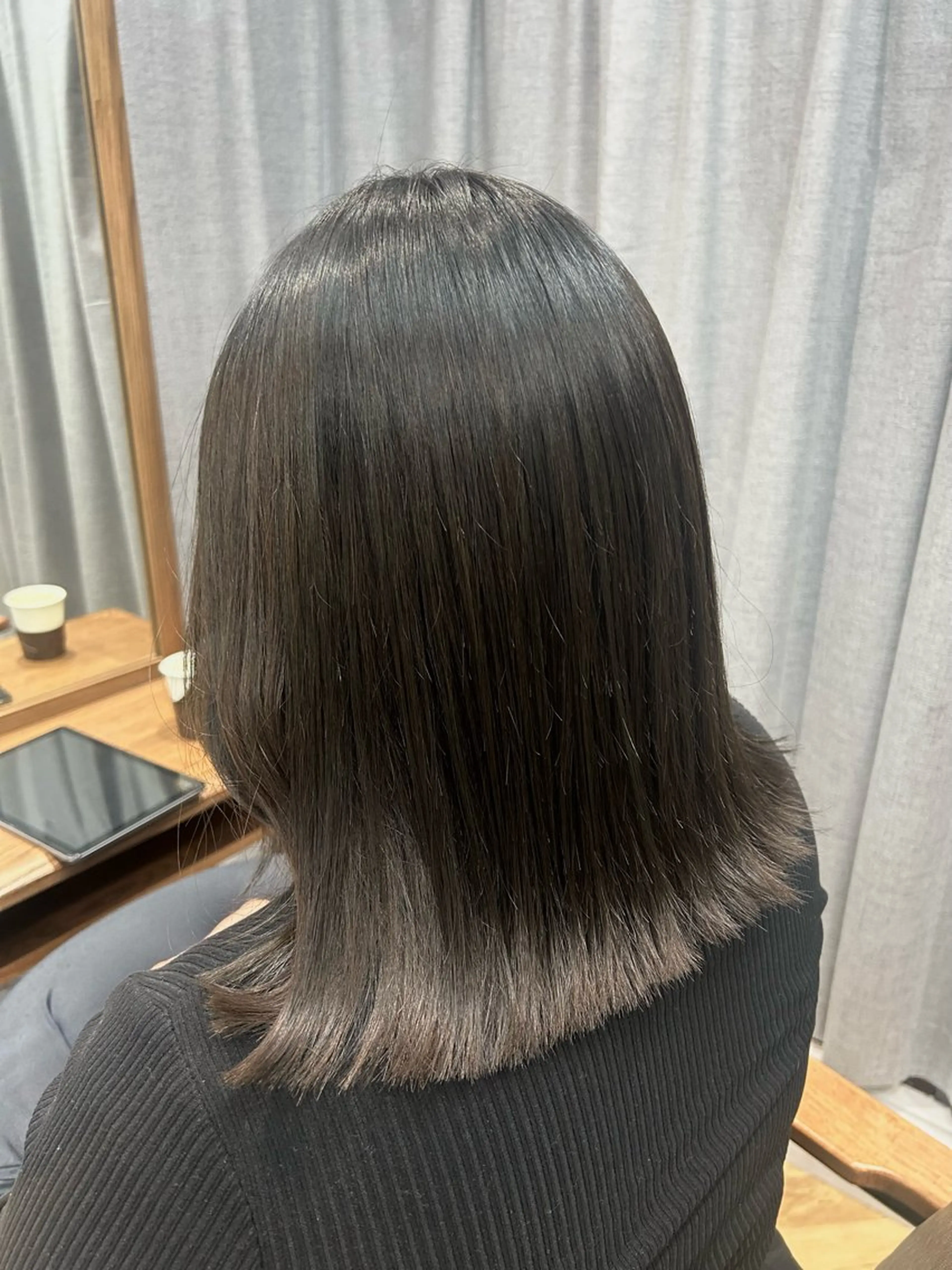 ミディアム カラー 酸性ストレート 🪄✨艶髪✨🪄 いわさきのヘアスタイル