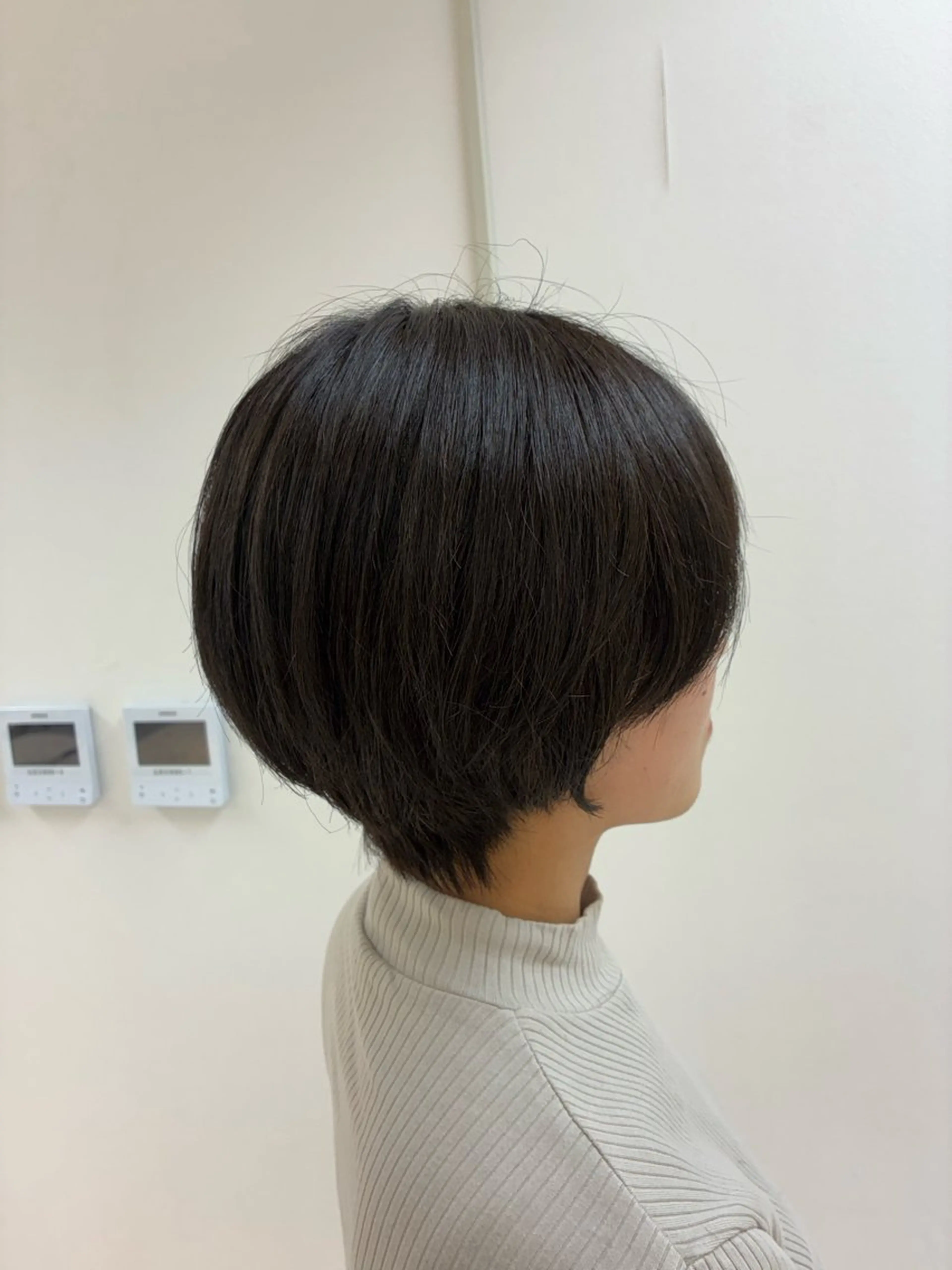 ショート カラー 💖カット 無料💖まな🫧のヘアスタイル