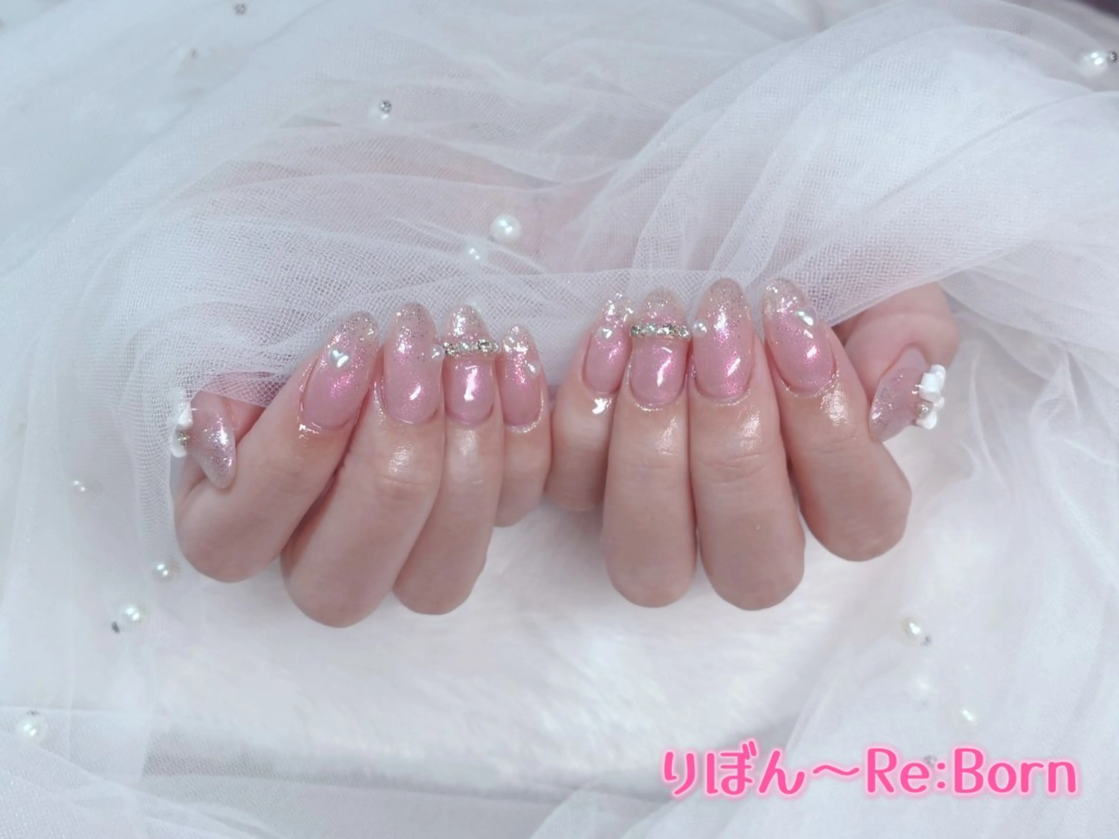 ミディアム ハンドネイル りぼん Re:Bonrのネイルデザイン