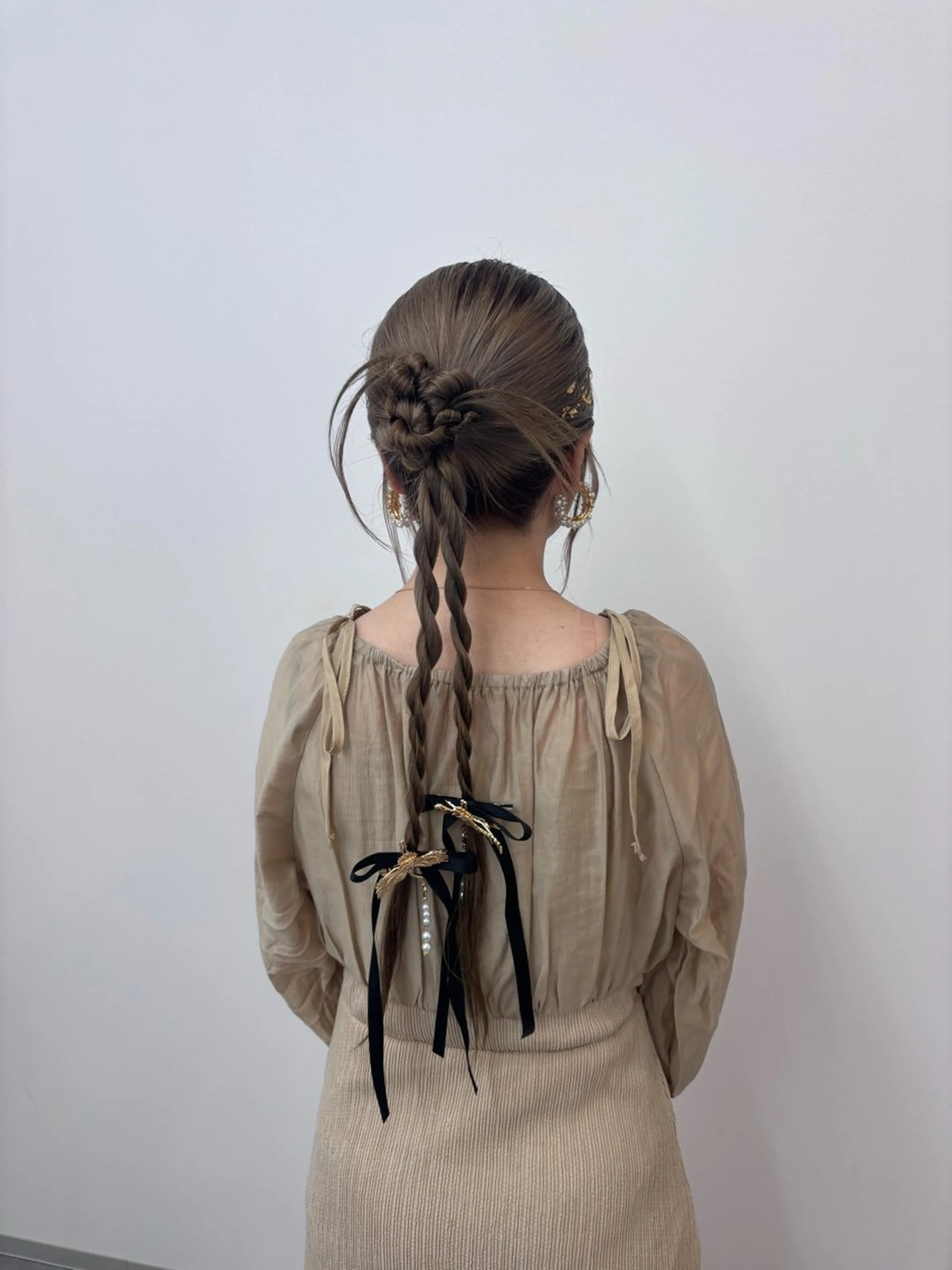 ロング ヘアアレンジ ヘアセット 鍋嶋 涼香のヘアスタイル