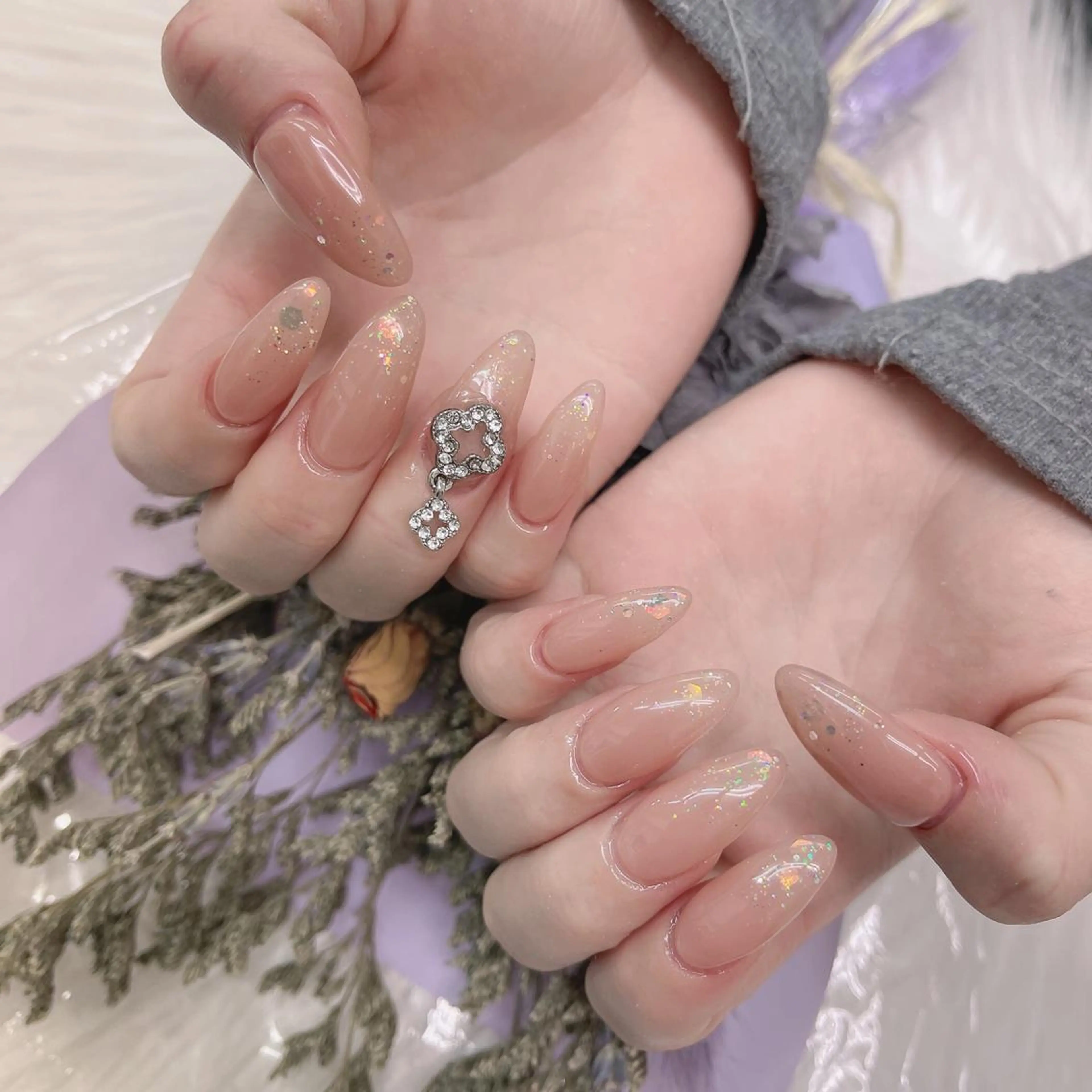 ネイル 🦋ネイルサロン ブラン🌈ゆりのネイルデザイン