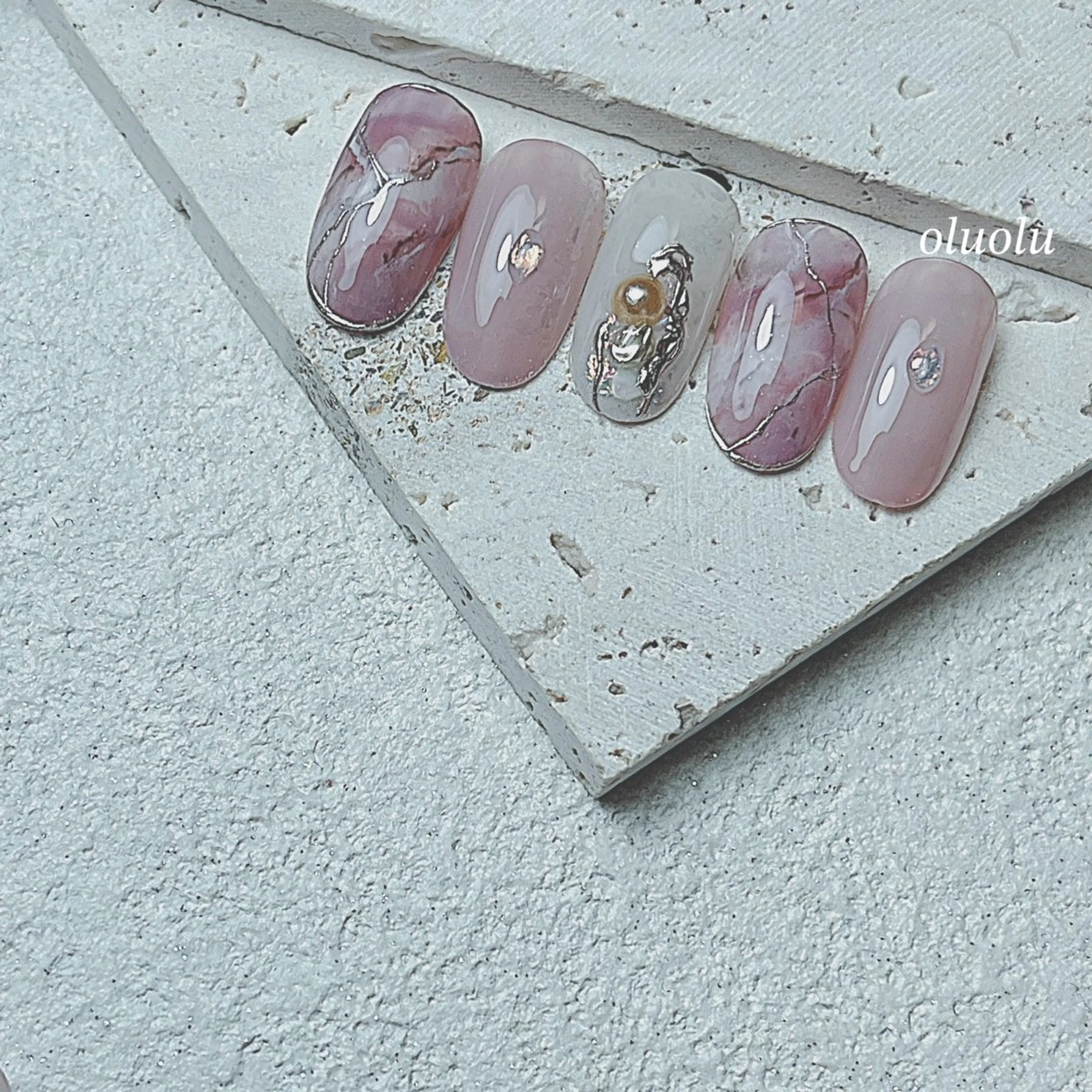 ネイル アートネイル フットネイル ニュアンスネイル ハンドネイル 大村 紬華のネイルデザイン