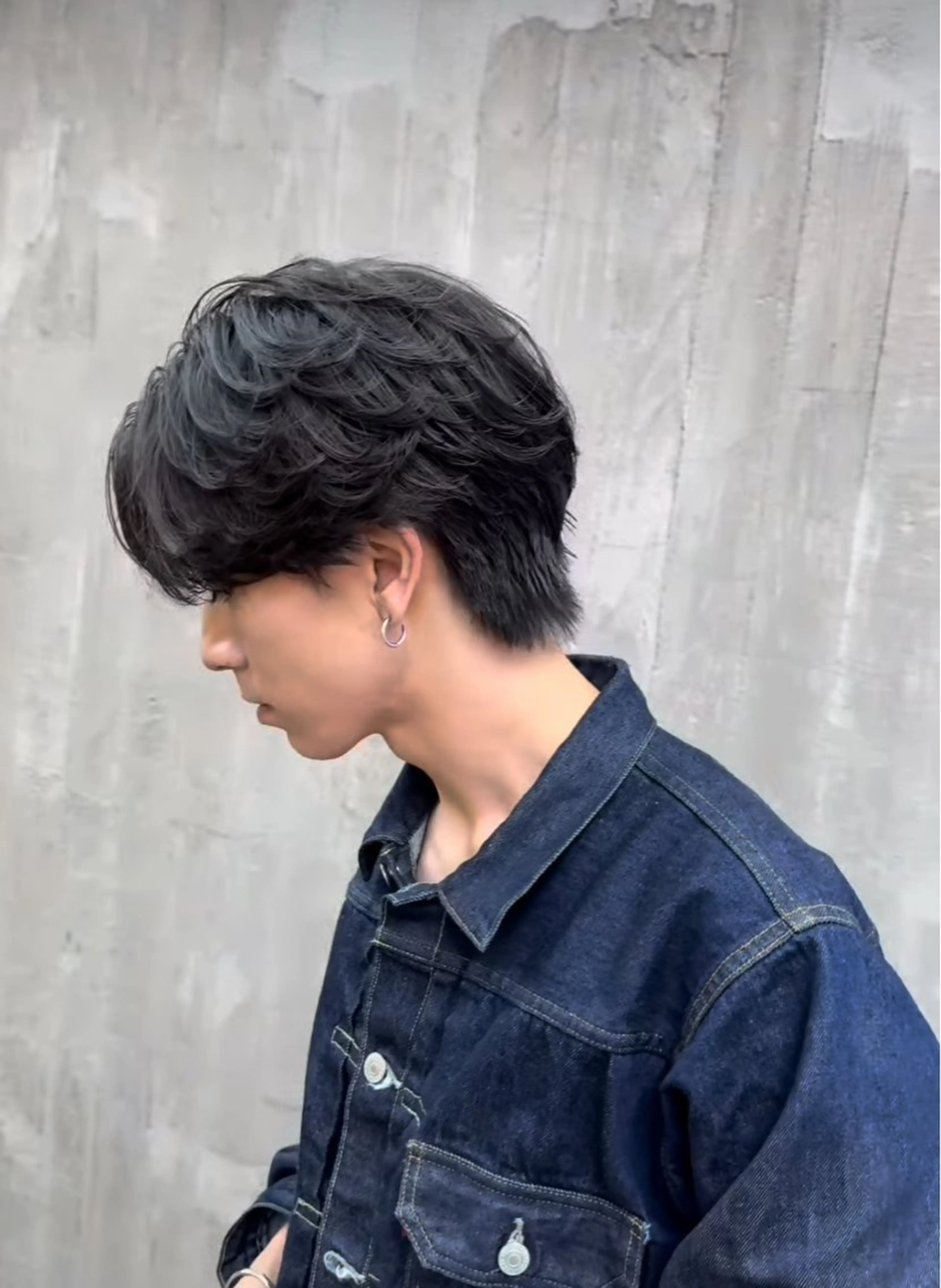 パーマ メンズ フェザーパーマ メンズパーマ 刈り上げ 高橋 晴のヘアスタイル