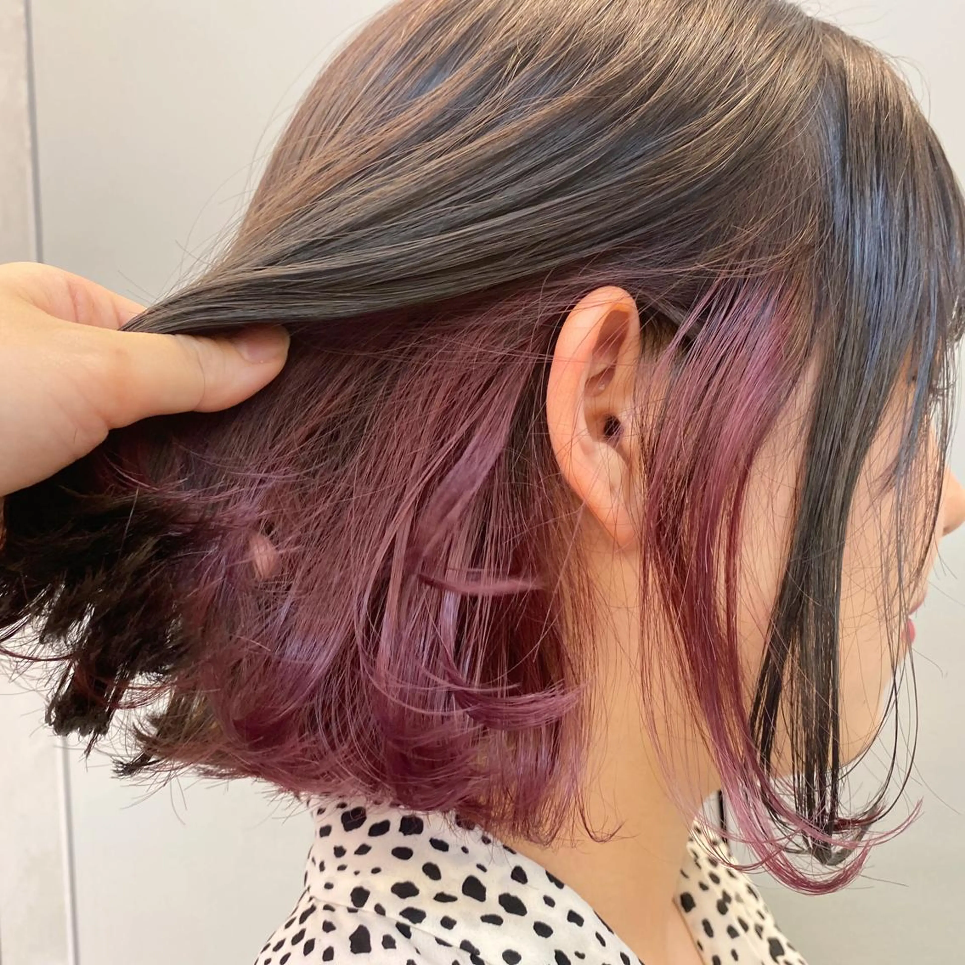 ショート カラー インナーカラー 岡野 静華のヘアスタイル