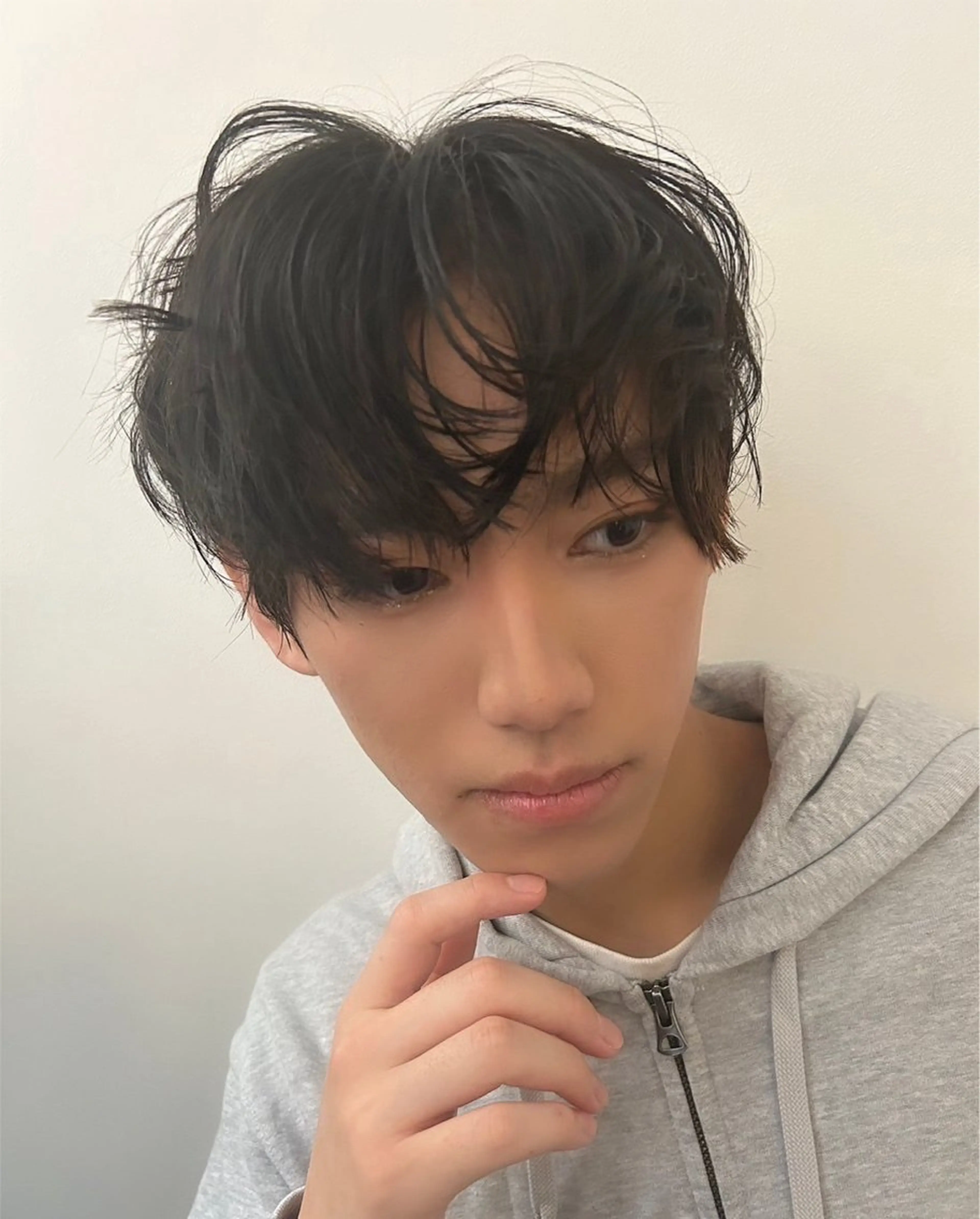 【メンズ】メンズメイク(眉カット込み)の写真