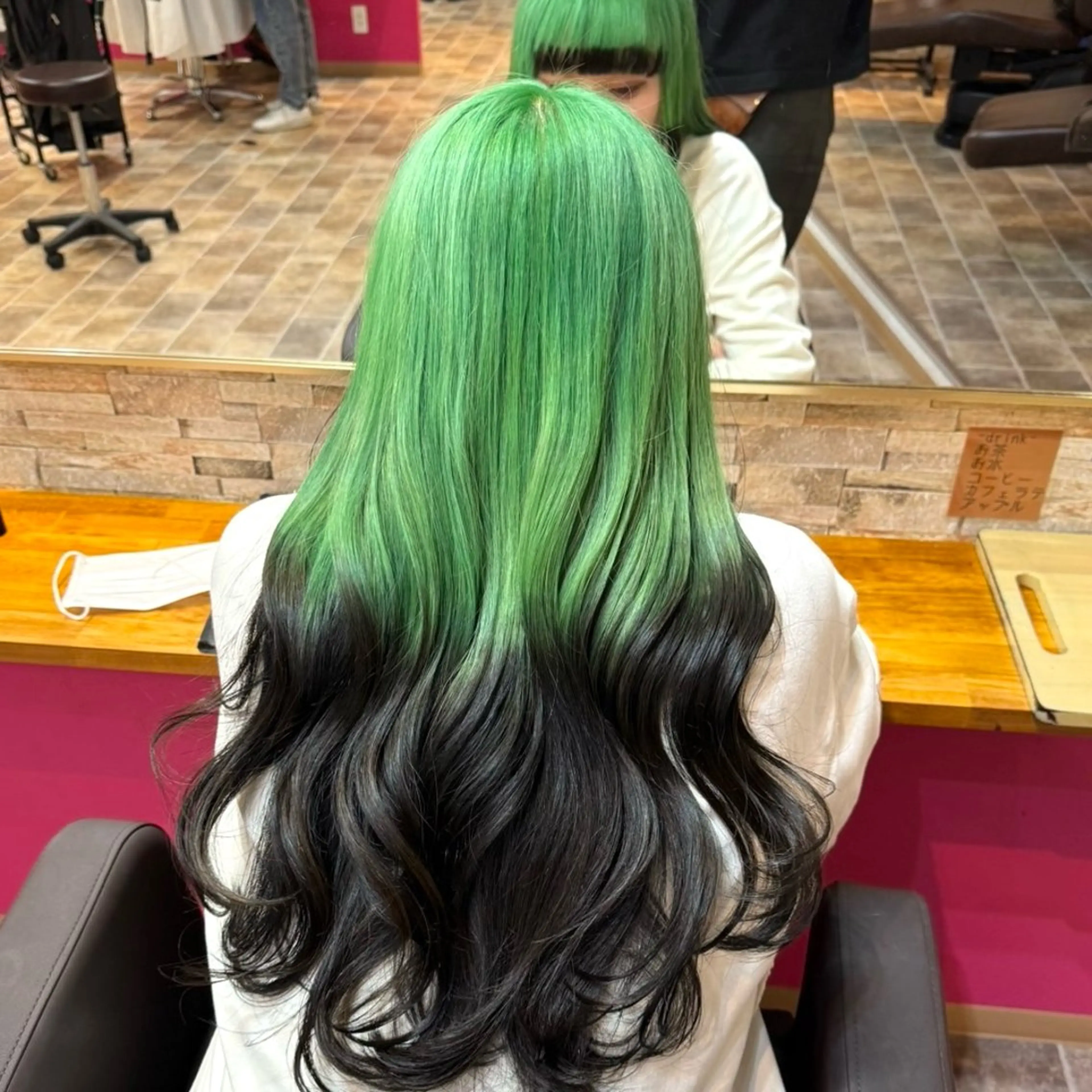 ロング カラー ヘアカラー&縮毛矯正 STAR☆RIVERのヘアスタイル