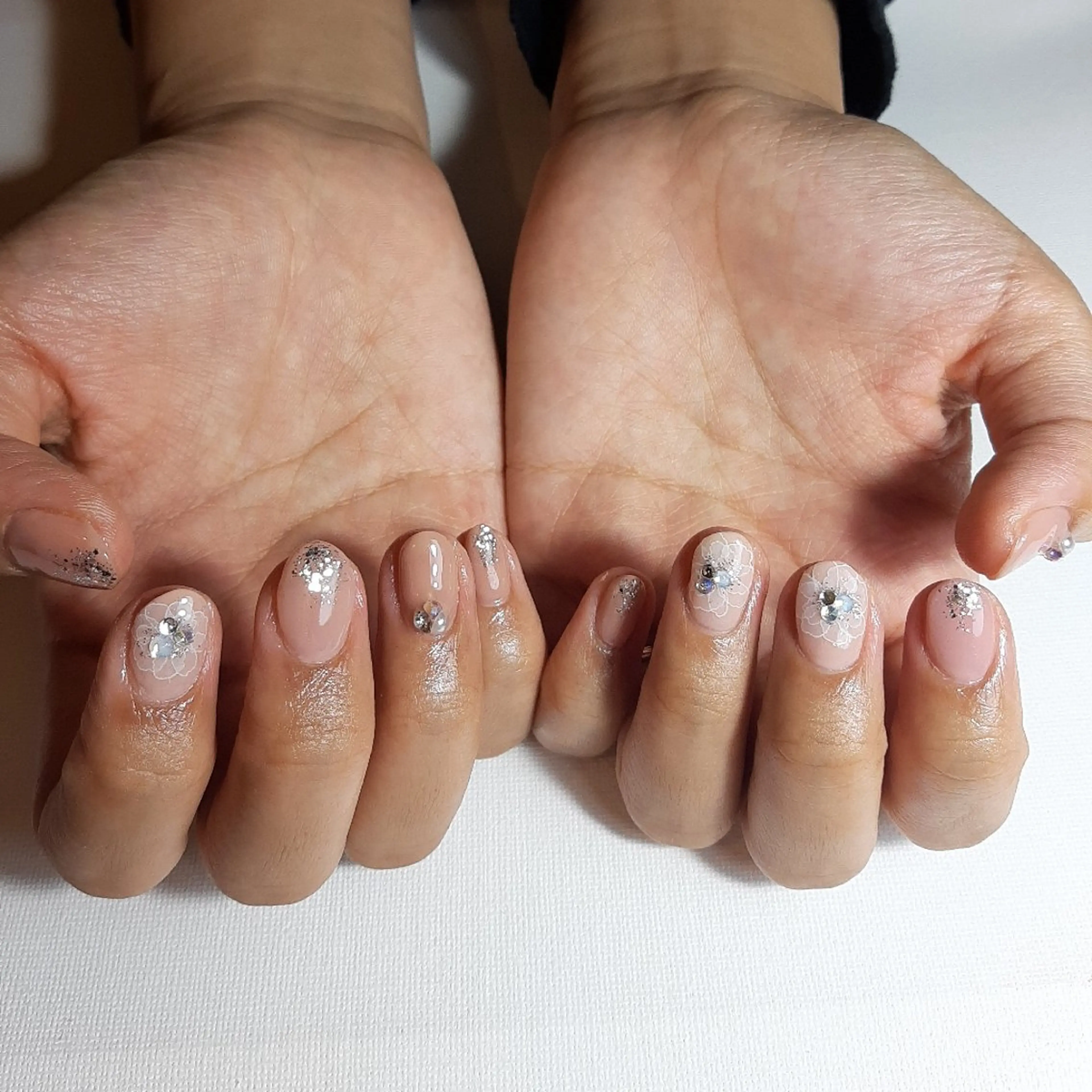 ネイル フラワーネイル ジェルネイル 持ち込み ショートネイル ブライダルネイル owlnail /持込みデザイン専門のネイルデザイン