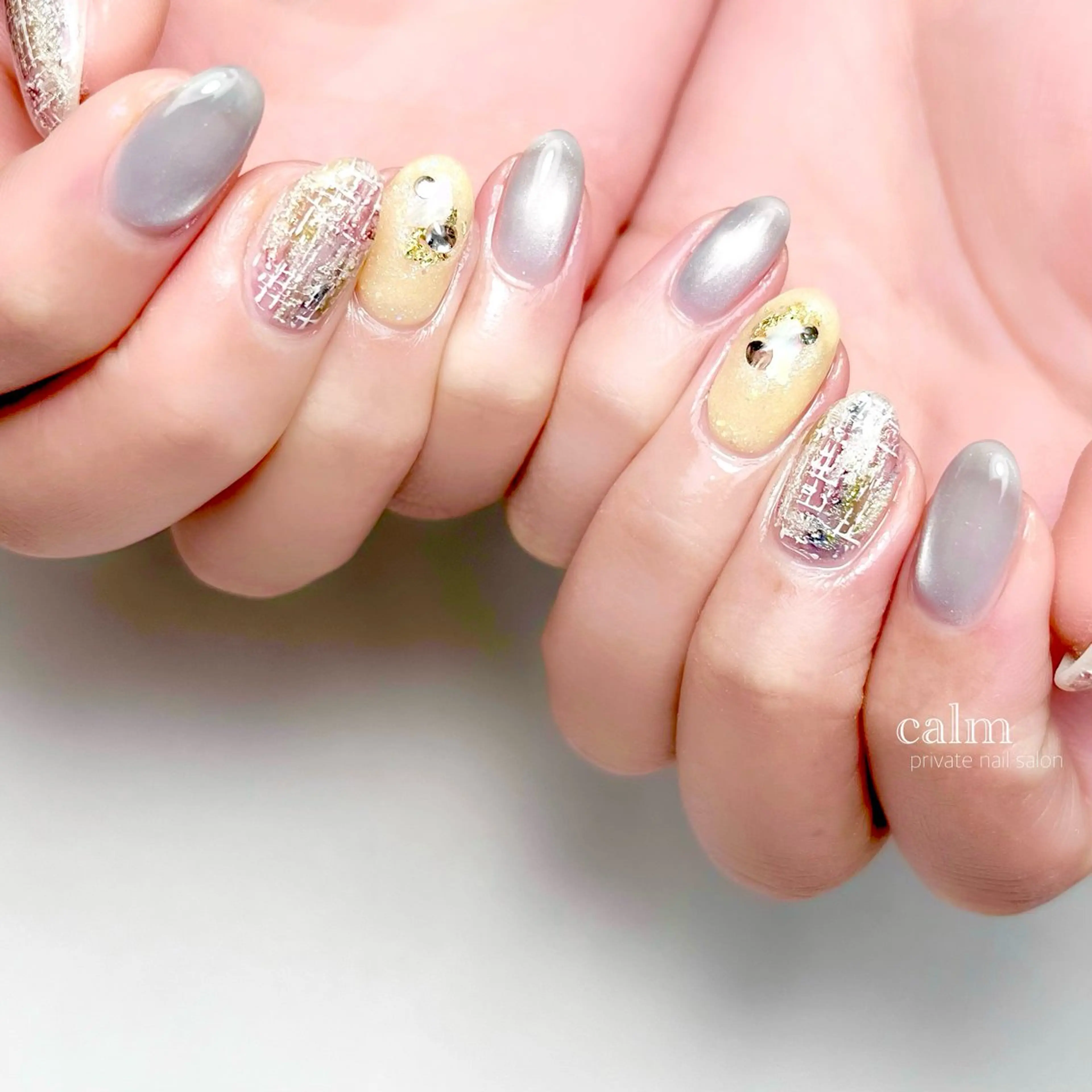 ネイル ハンドネイル calm 〔ｶｰﾑ〕のネイルデザイン