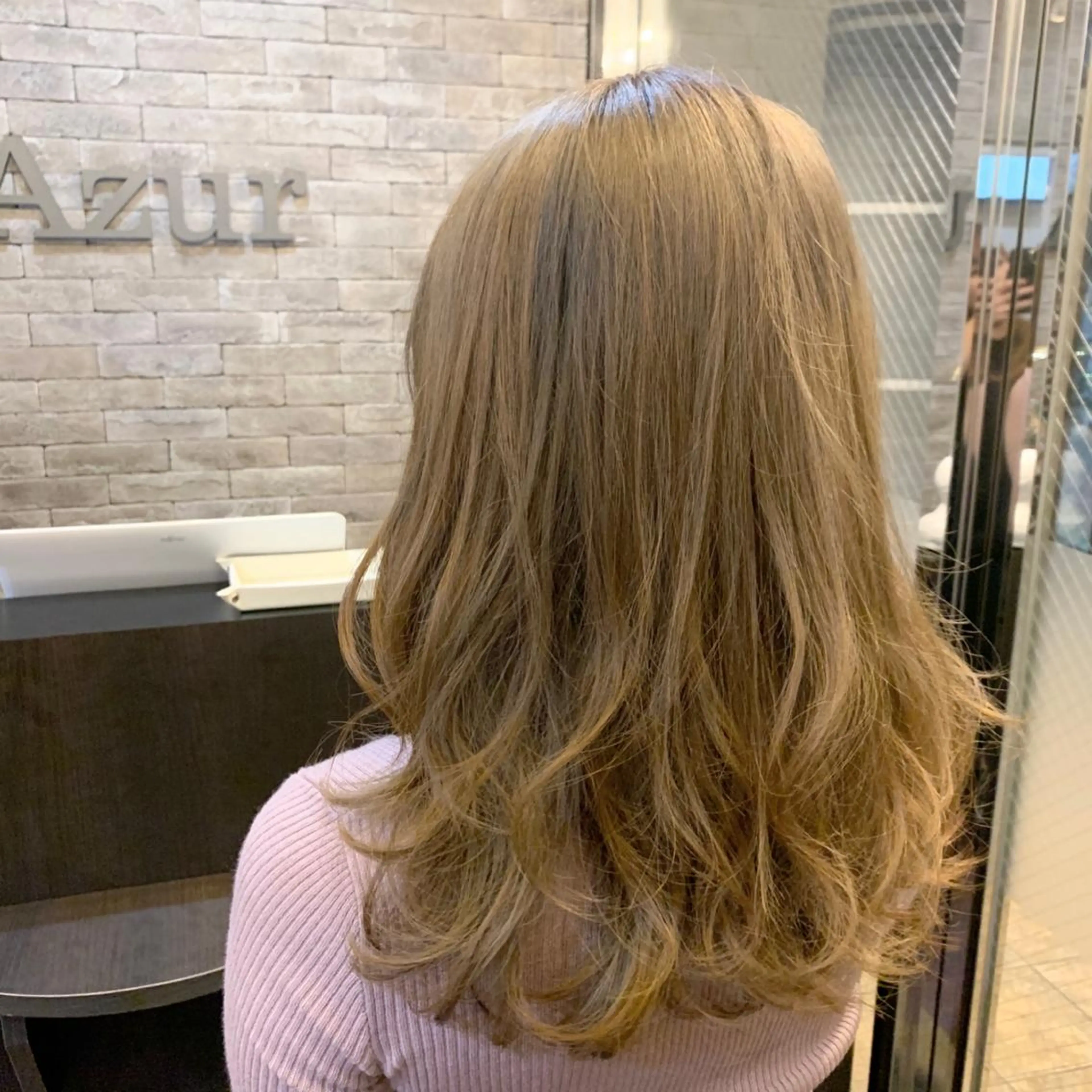 セミロング カラー HairDesign Azurのヘアスタイル
