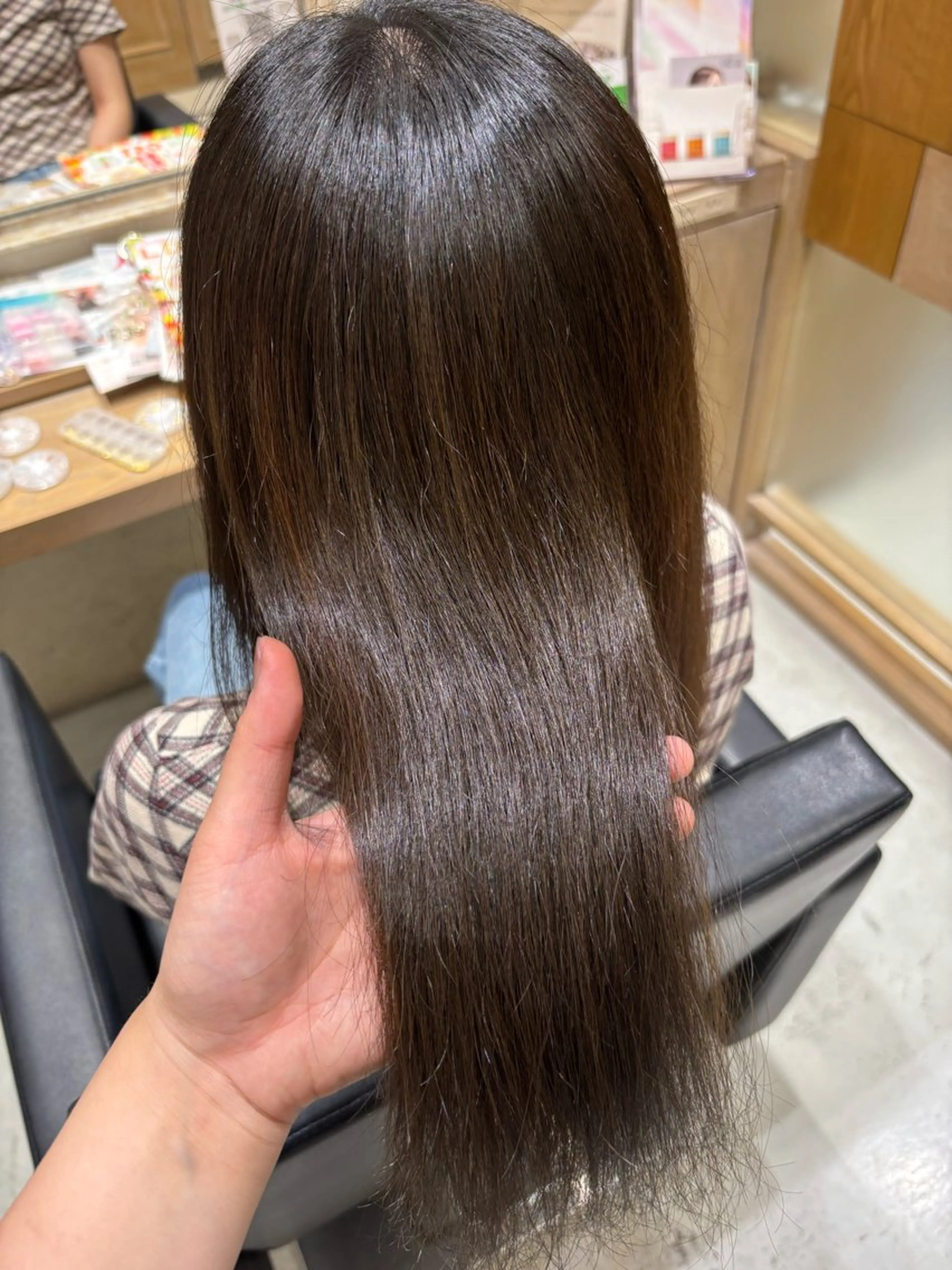 ミディアム ヘアカラー 透明感グレージュ/ うるツヤヘア/静岡のヘアスタイル