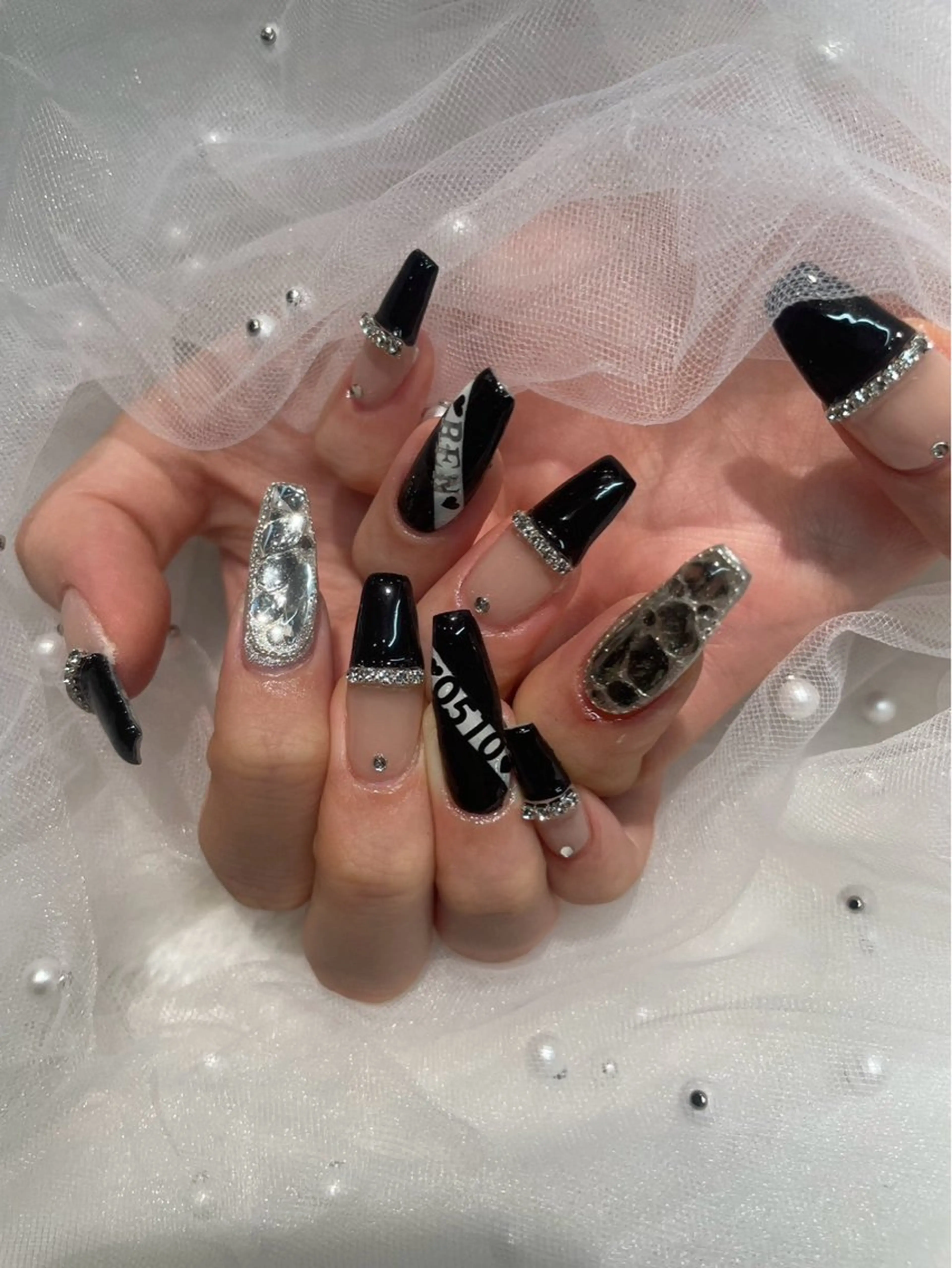 ネイル I-nailロング /ワンホン/キラキラのネイルデザイン