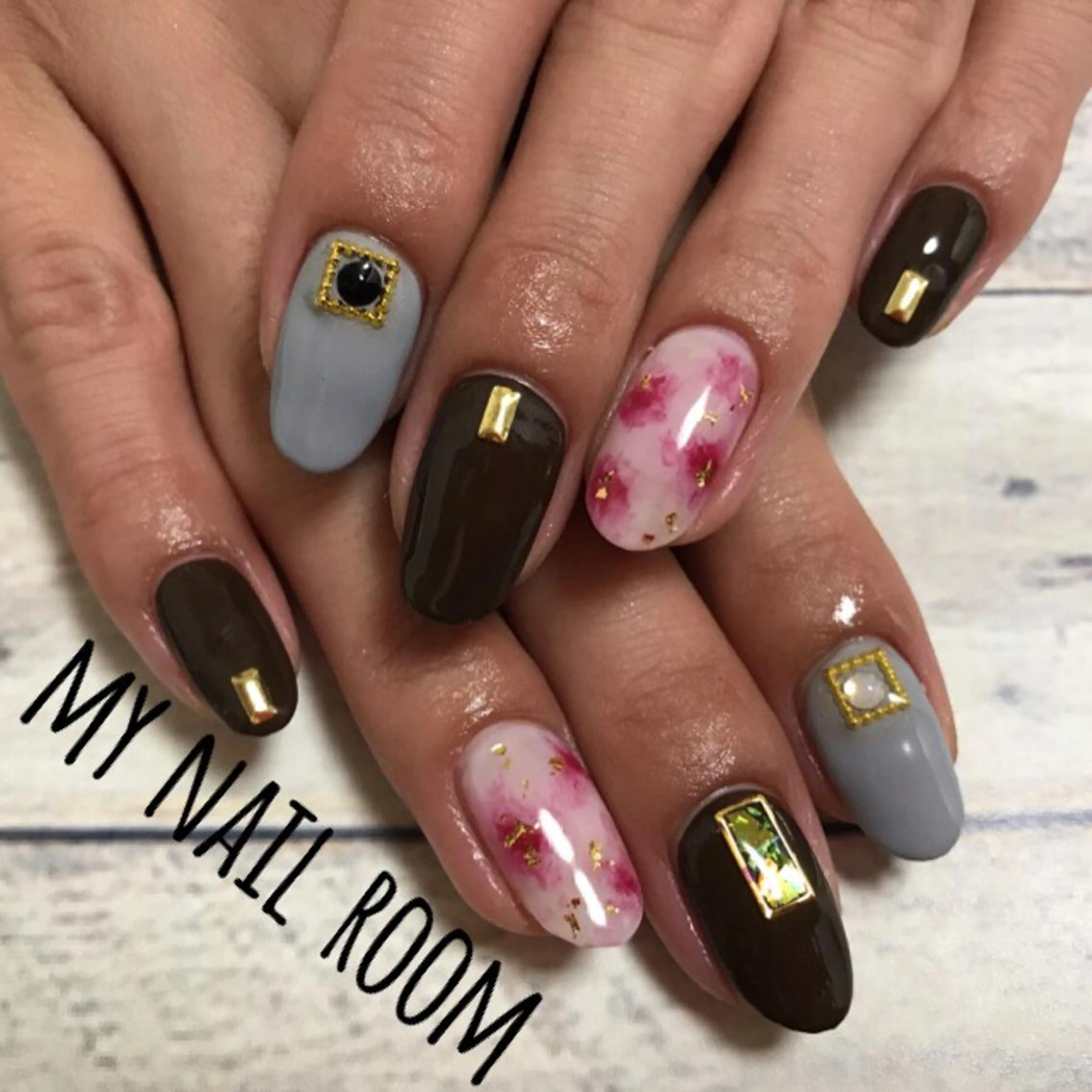 ネイル ゴージャス ハンドネイル salon kiloのネイルデザイン