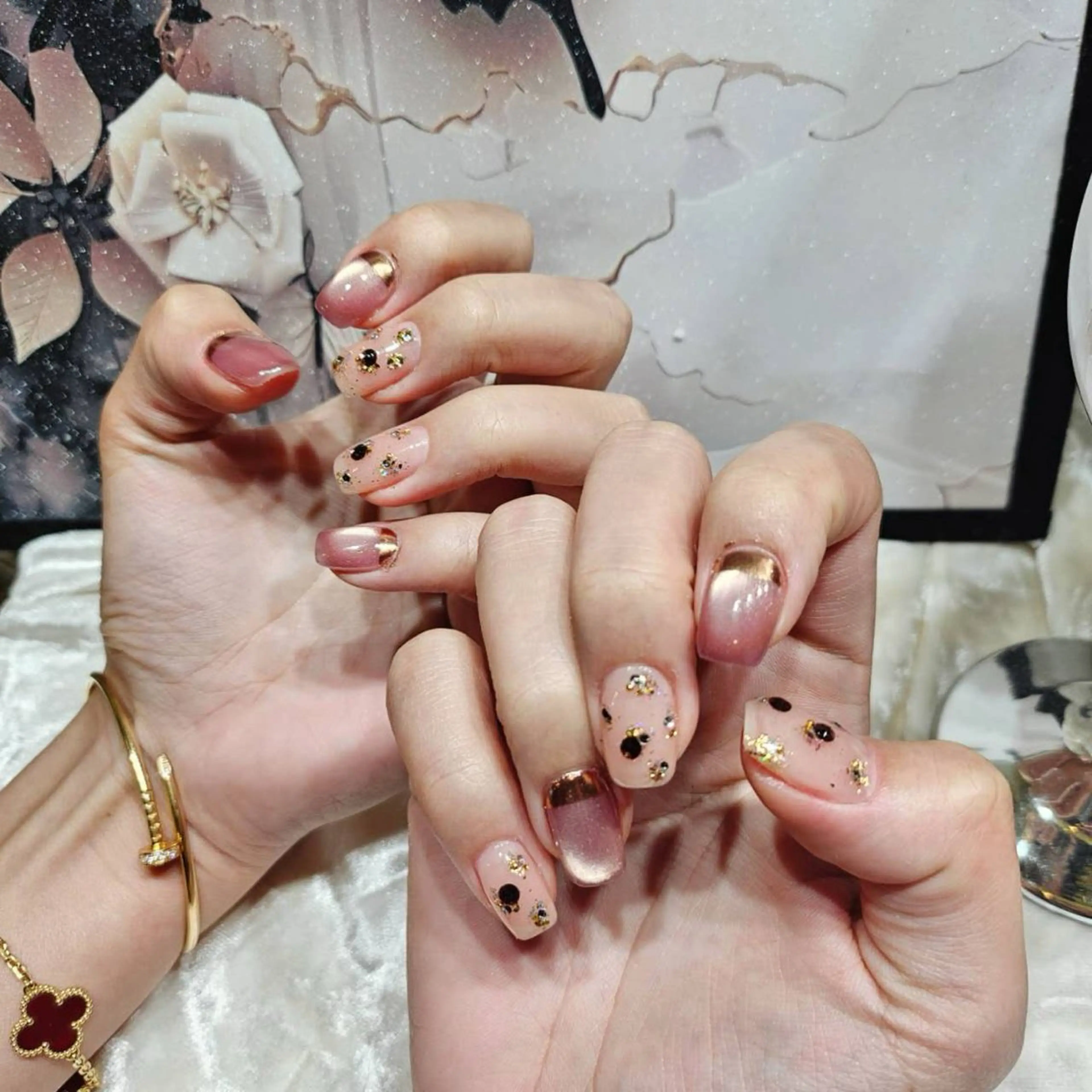 ネイル アートネイル フットネイル ジェルネイル ハート マグネットネイル Babarla　Nail　Salon所属・babarla Nailのネイルデザイン