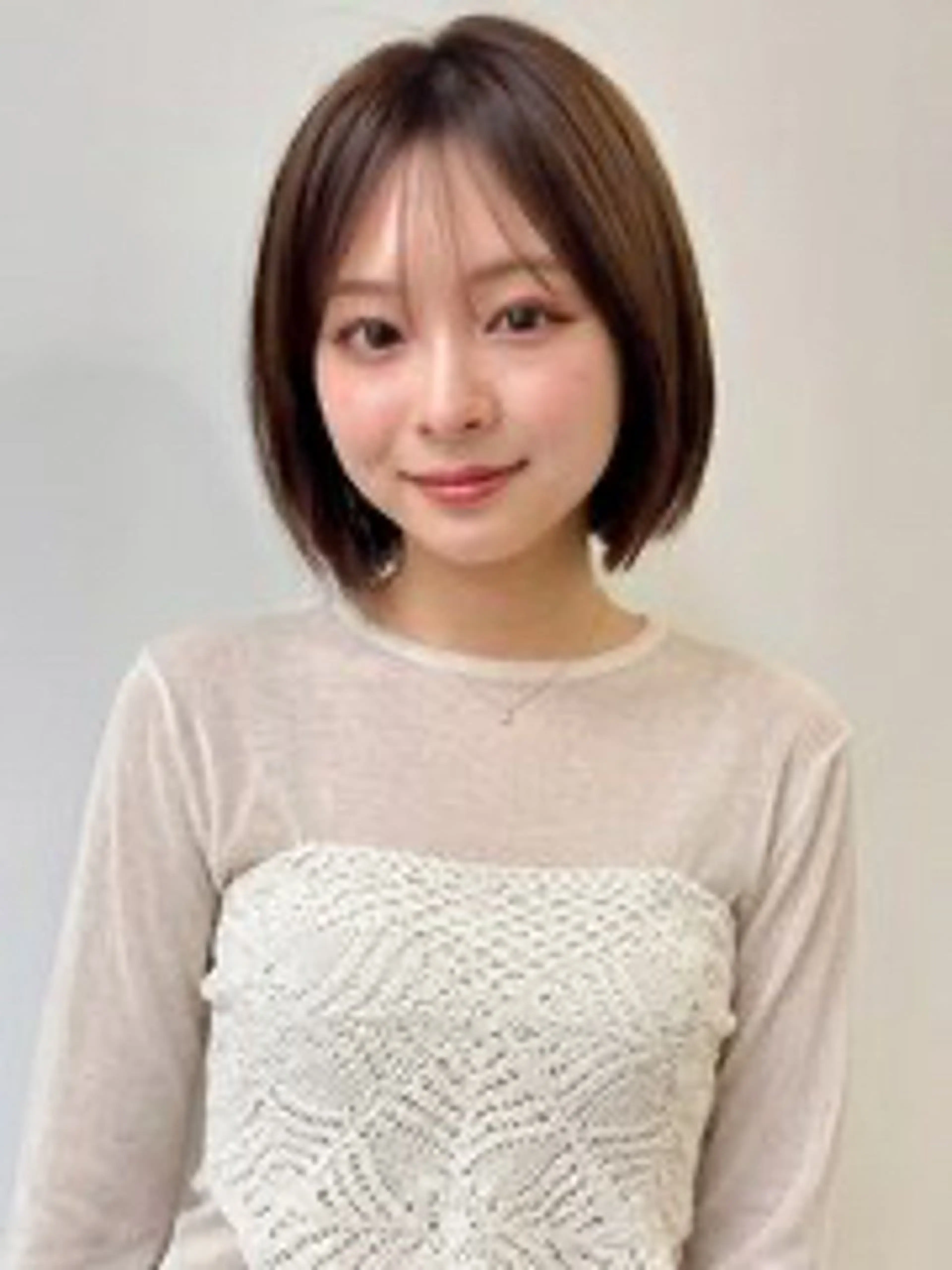 ショート カラー ヘアアレンジ カット ヘアカラー トリートメント ボブ/透明感ベージュ 🫧クルミ🌟のヘアスタイル
