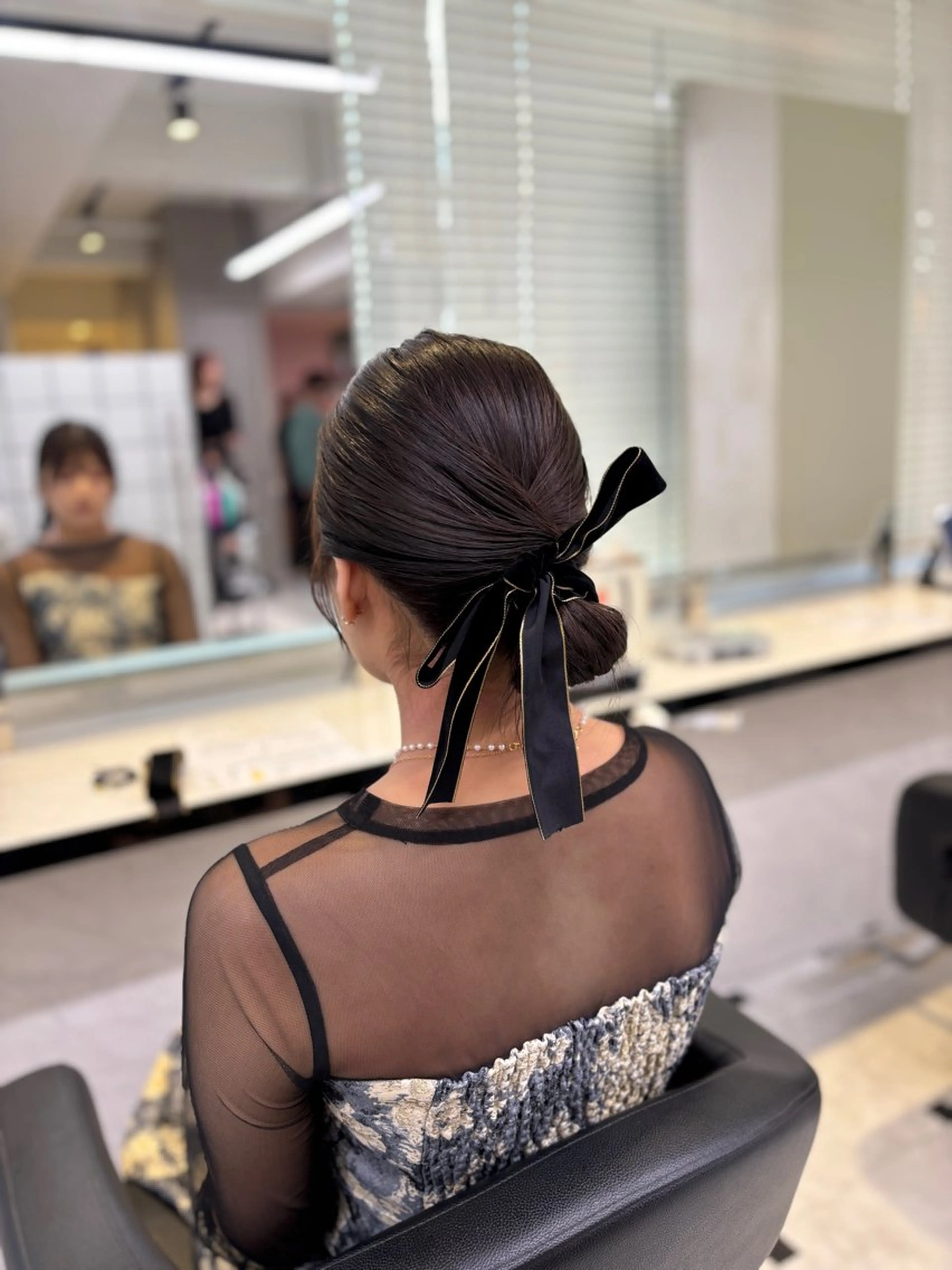 【🤍 お呼ばれヘアアレンジ 🤍】 ブライダルヘアセット💭リピーター様はこちらになります💁🏻♀️の写真